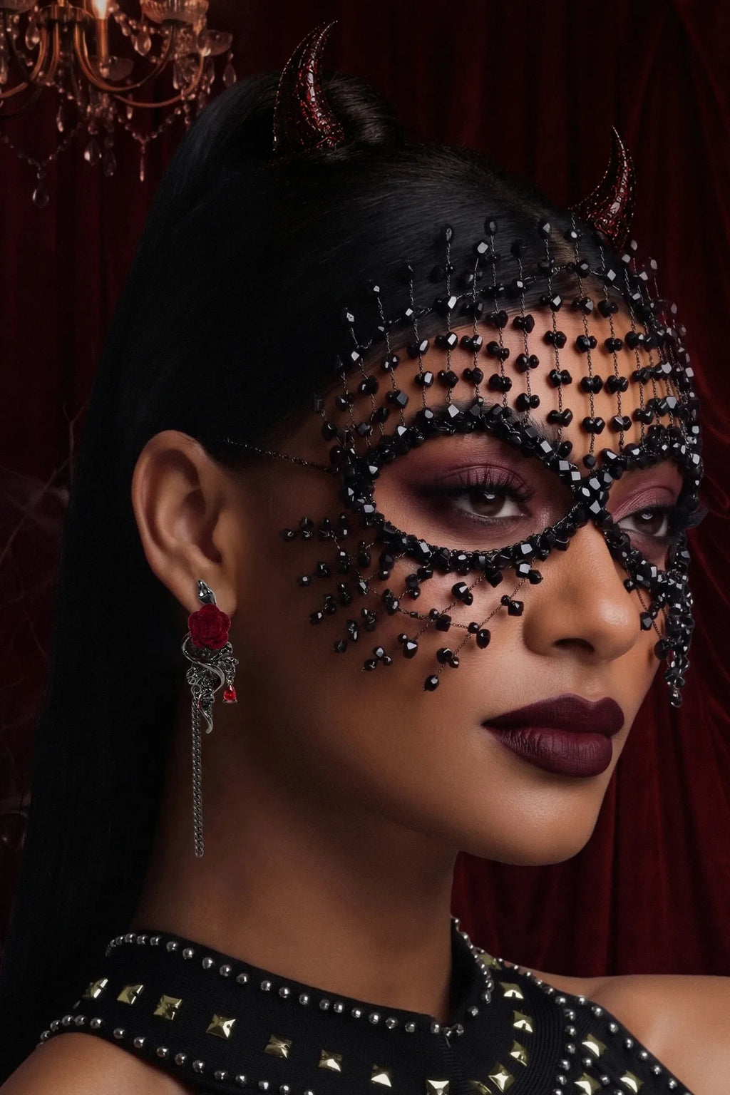 Samira Gothic Crystal Mesh Tassel Mask Flowering Girl