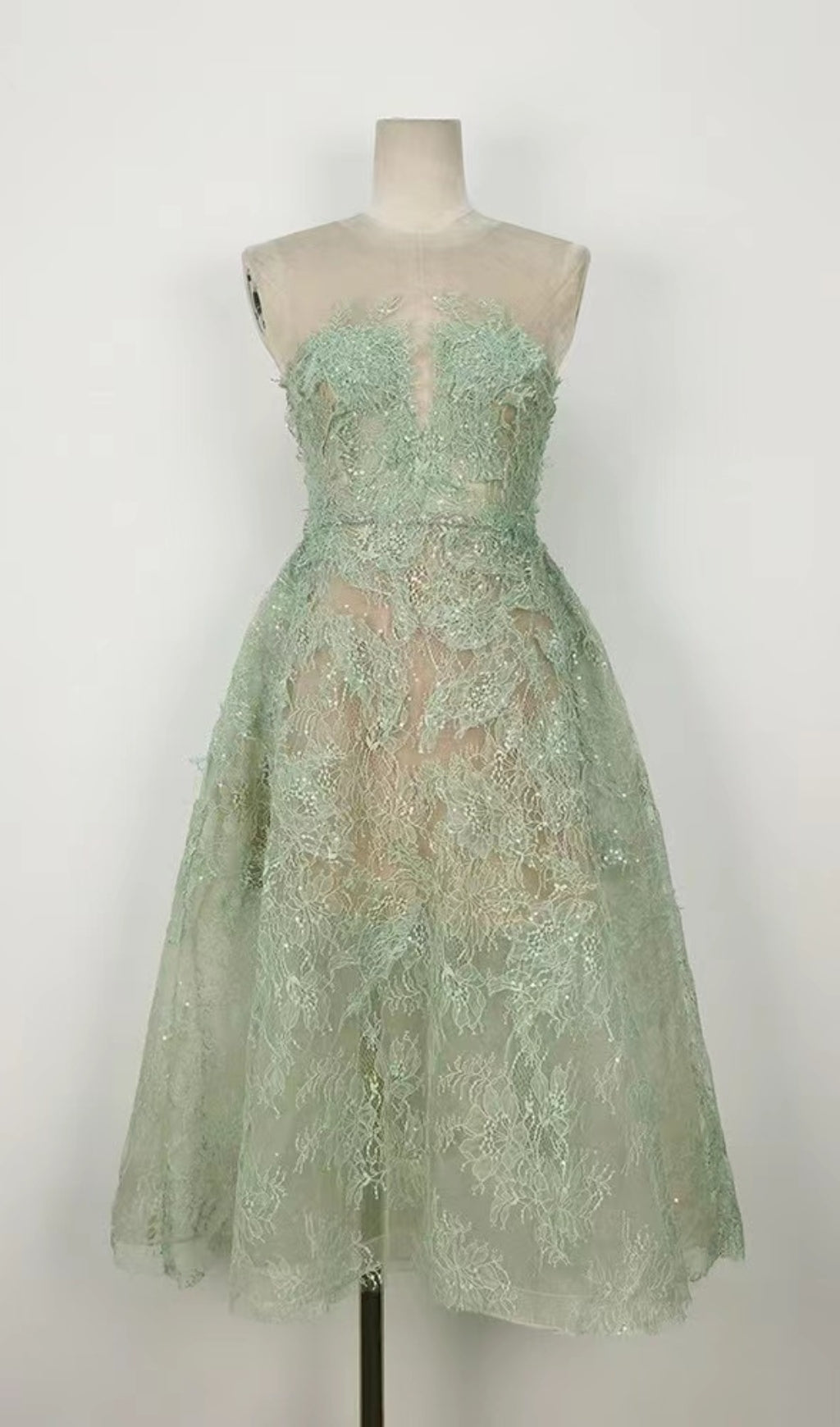 GREEN FLORAL LACE EMBROIDER MIDI DRESS Flowering Girl