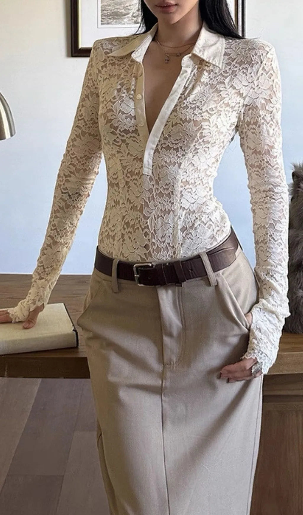 Angeni Collar Lace Top Flowering Girl