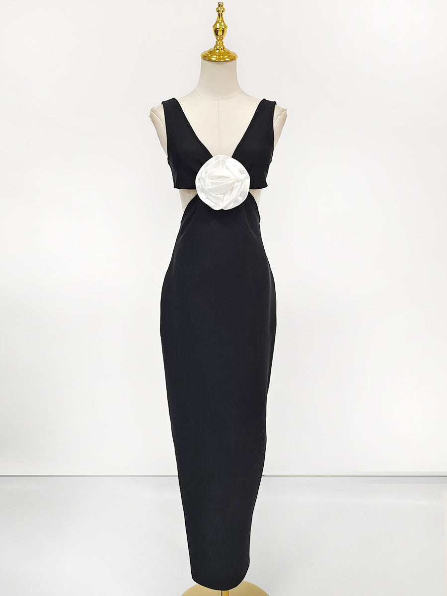 Flower V-Neck Hollow Out Maxi Dress In Black Flowering Girl