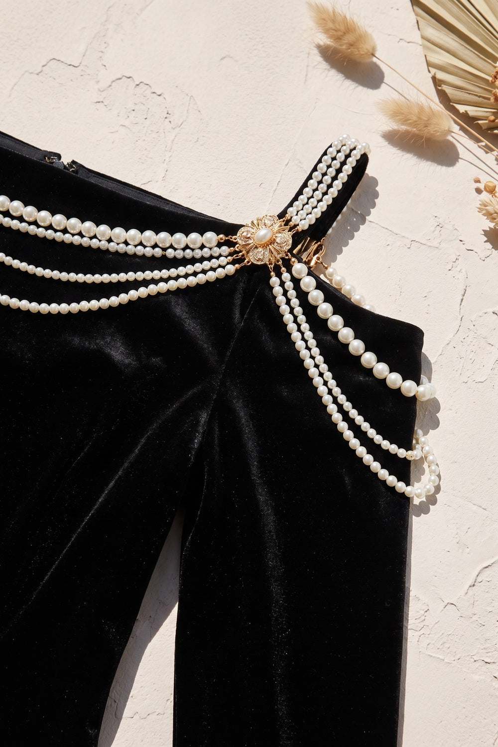 Black Velvet Cold-Shoulder Sheath Dress with Pearl Strands Flowering Girl