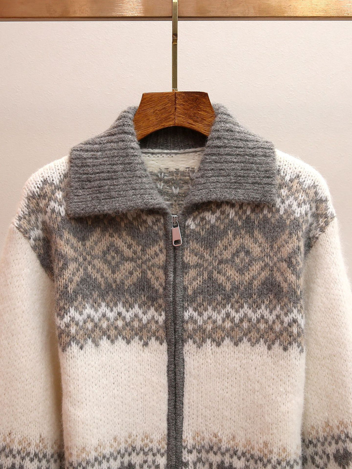 Jianna Lapel Sweater Flowering Girl