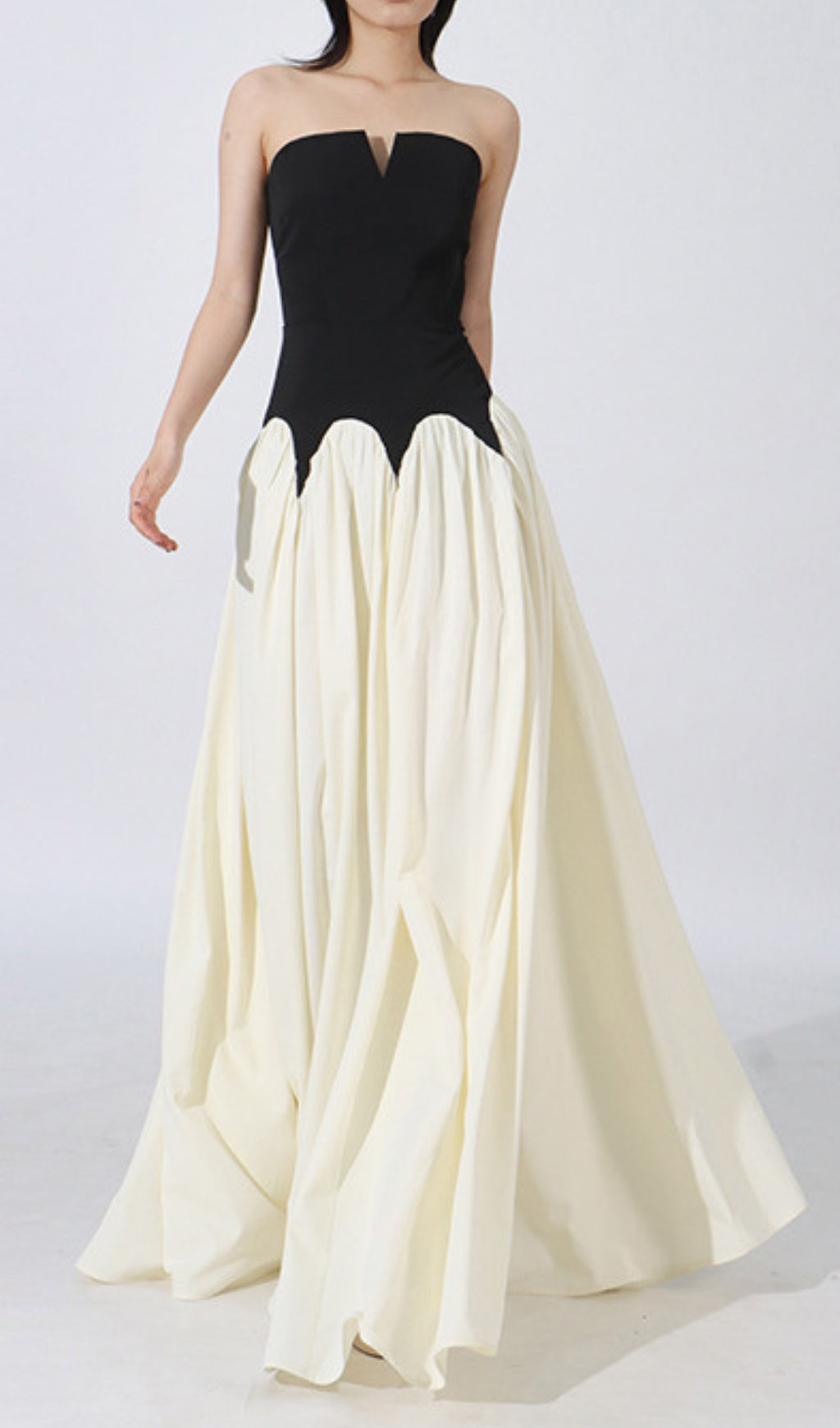 Dustie Strapless Maxi Dress Flowering Girl