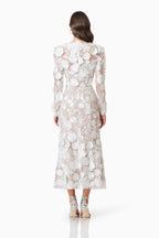 Shannon 3D Floral Midi Dress In White Flowering Girl