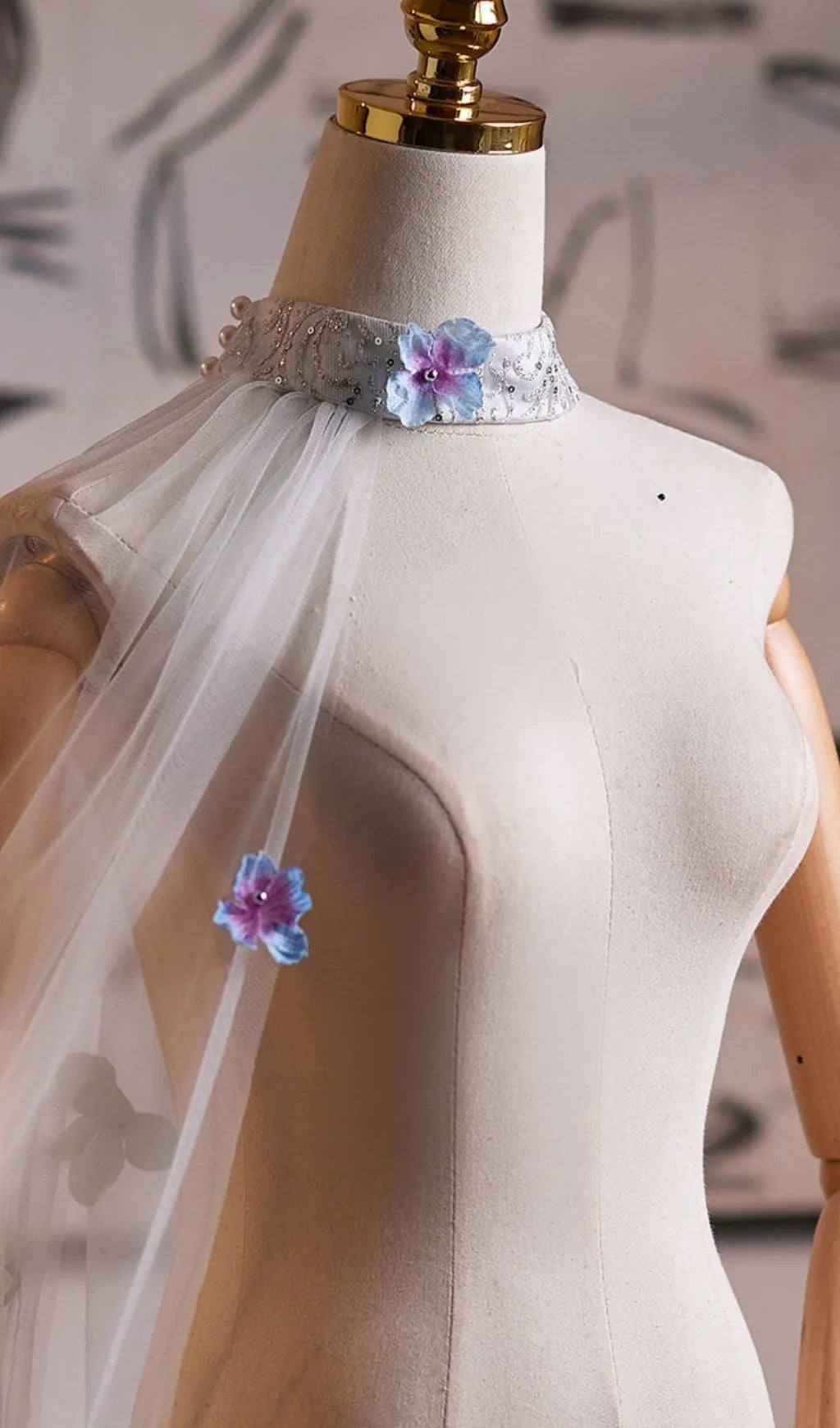 Leira White Flower Embellished Mesh Shawl Flowering Girl