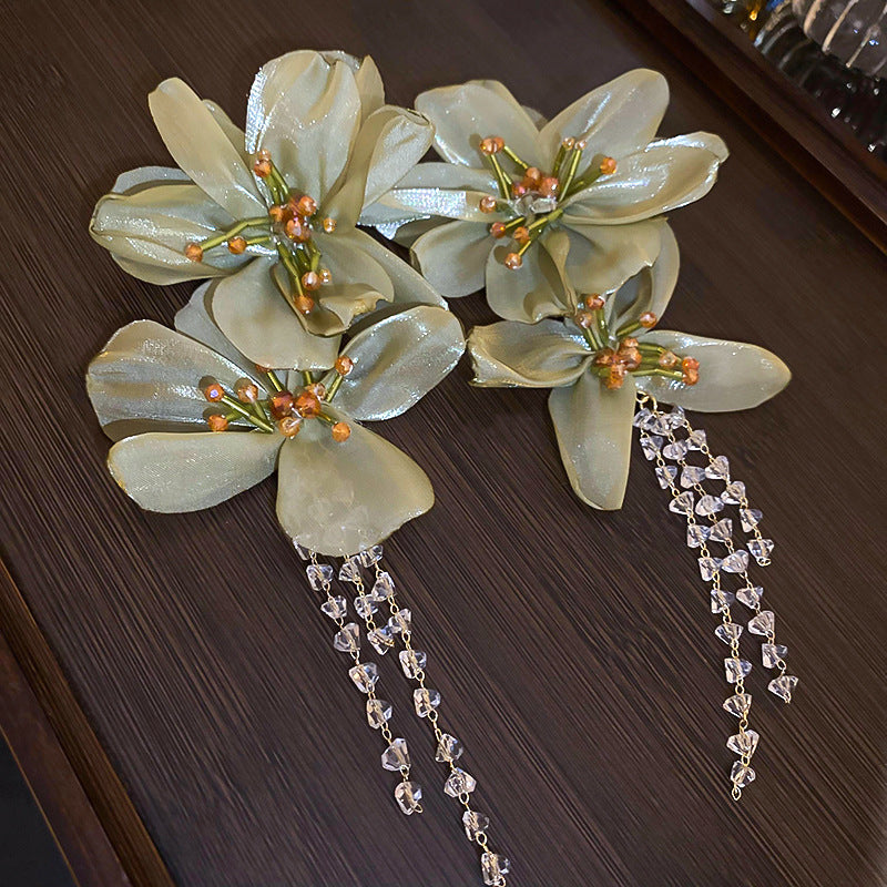 Gianna Green Flower Earrings Flowering Girl