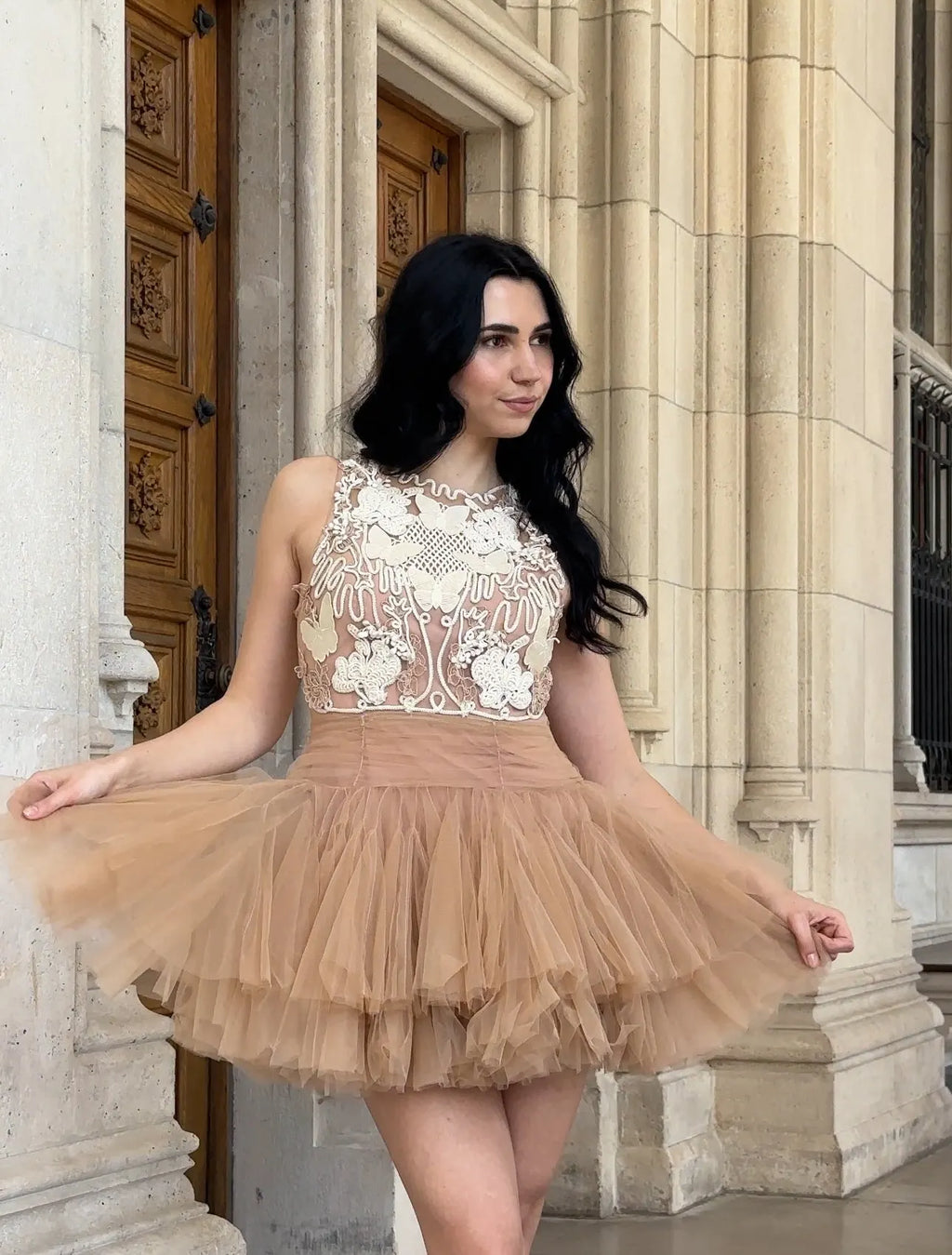 Ballerina | Beige Tulle Mini Dress With 3D Applique Flowering Girl