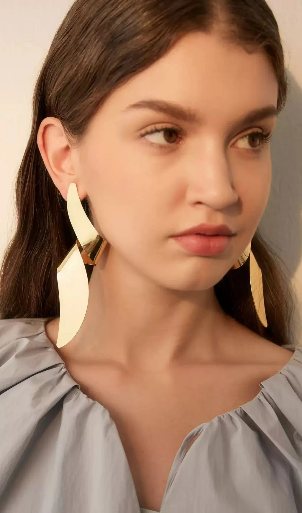 Lejane Gold Earrings Flowering Girl