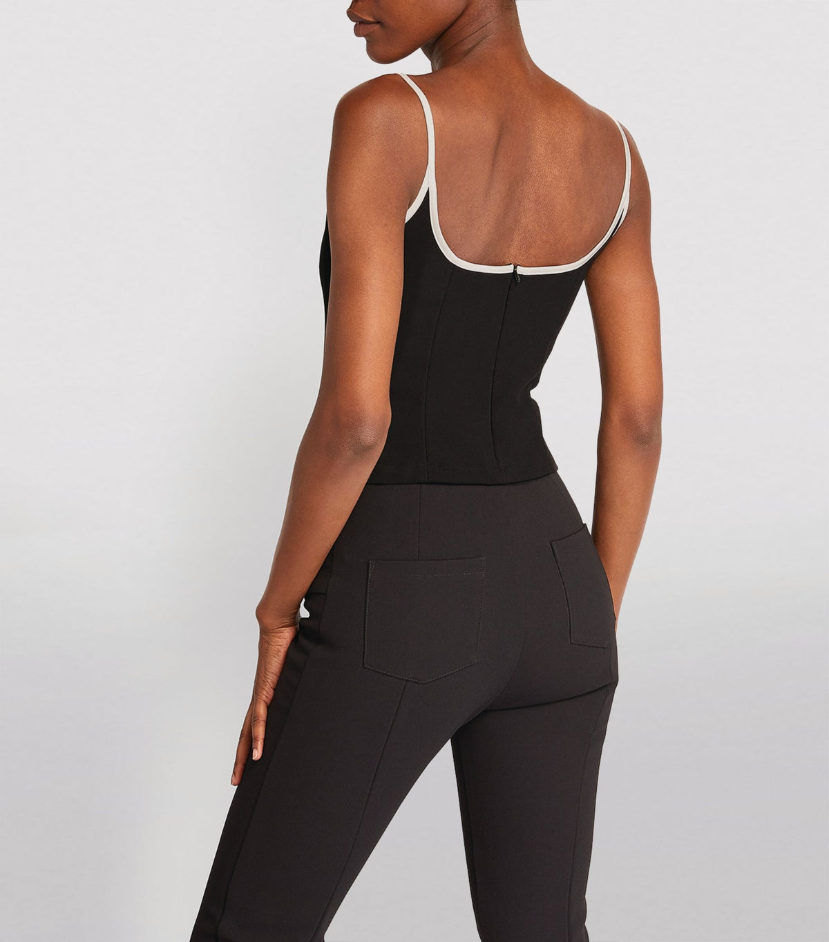 BLACK HEART SINGLET CONTRAST-TRIM TOP Flowering Girl