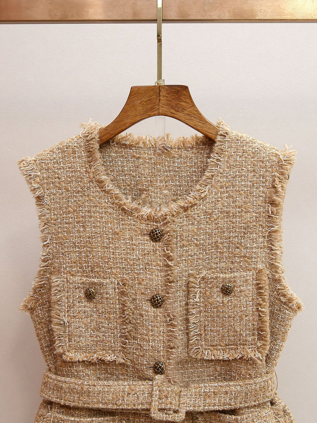 Iara Vest With Belt Flowering Girl