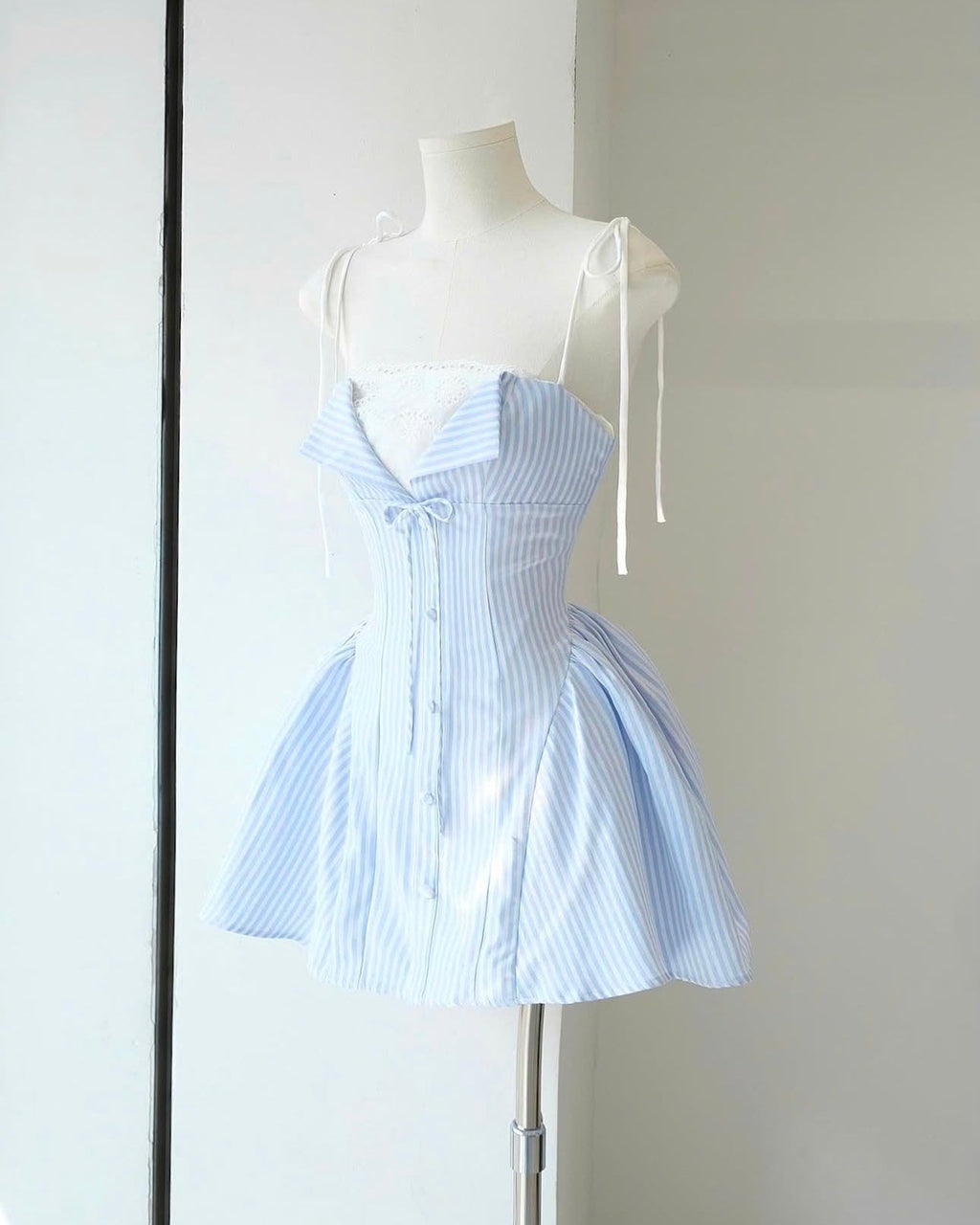 Nerina Mini Dress Flowering Girl
