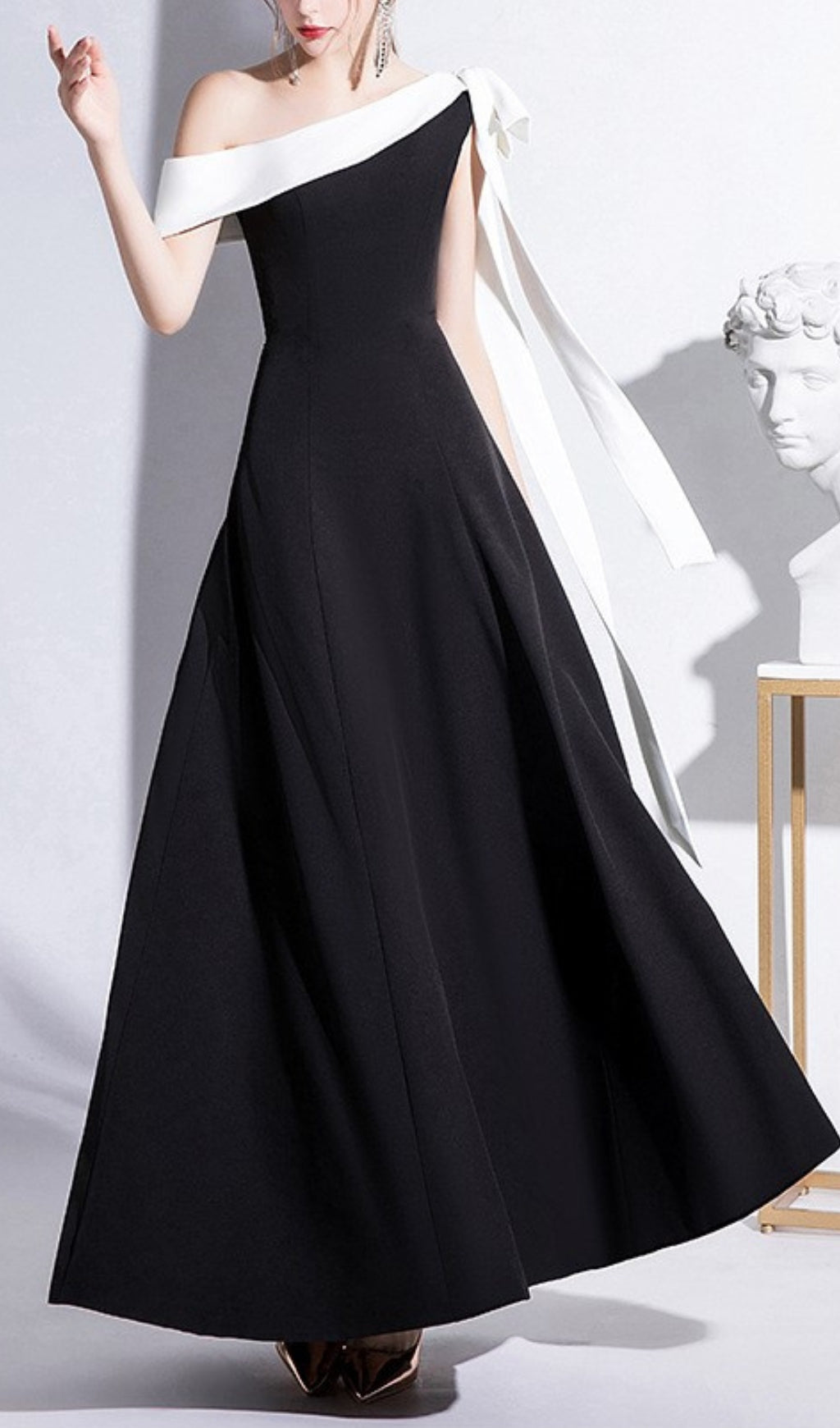Pagged Bow Midi Dress In Black Flowering Girl