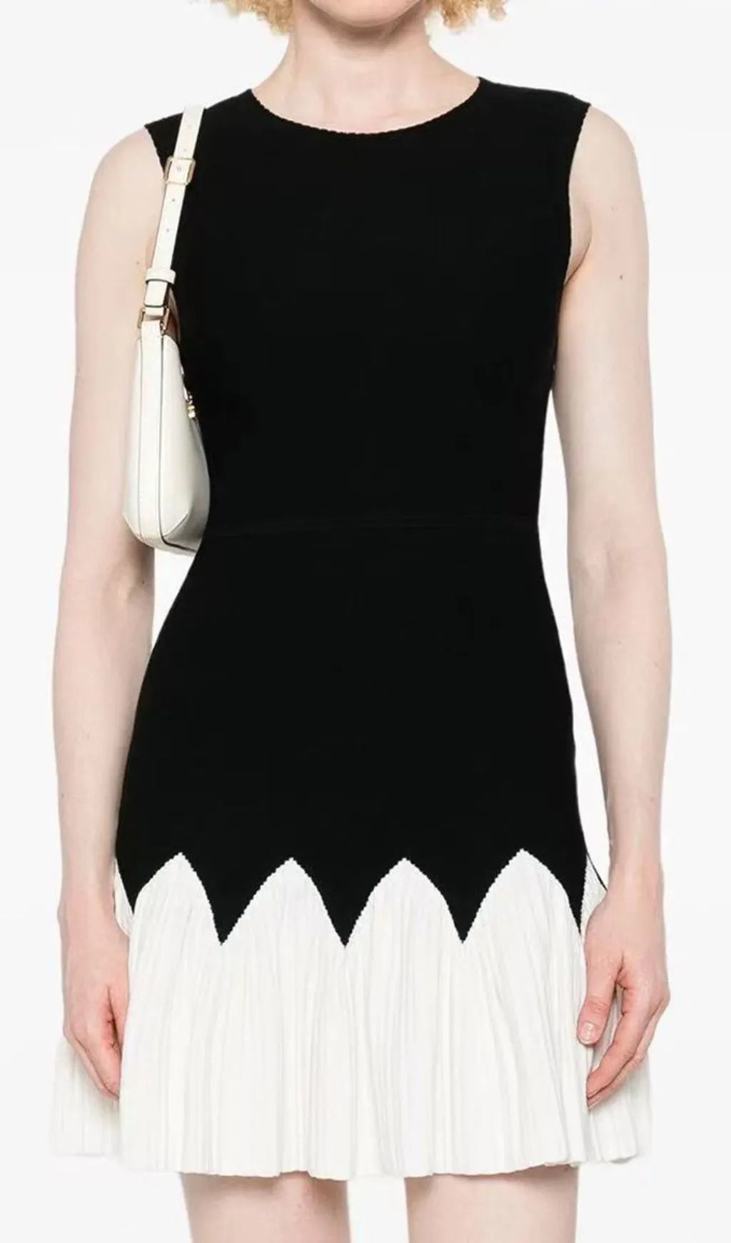 Julinka Knit Pleated Mini Dress Flowering Girl