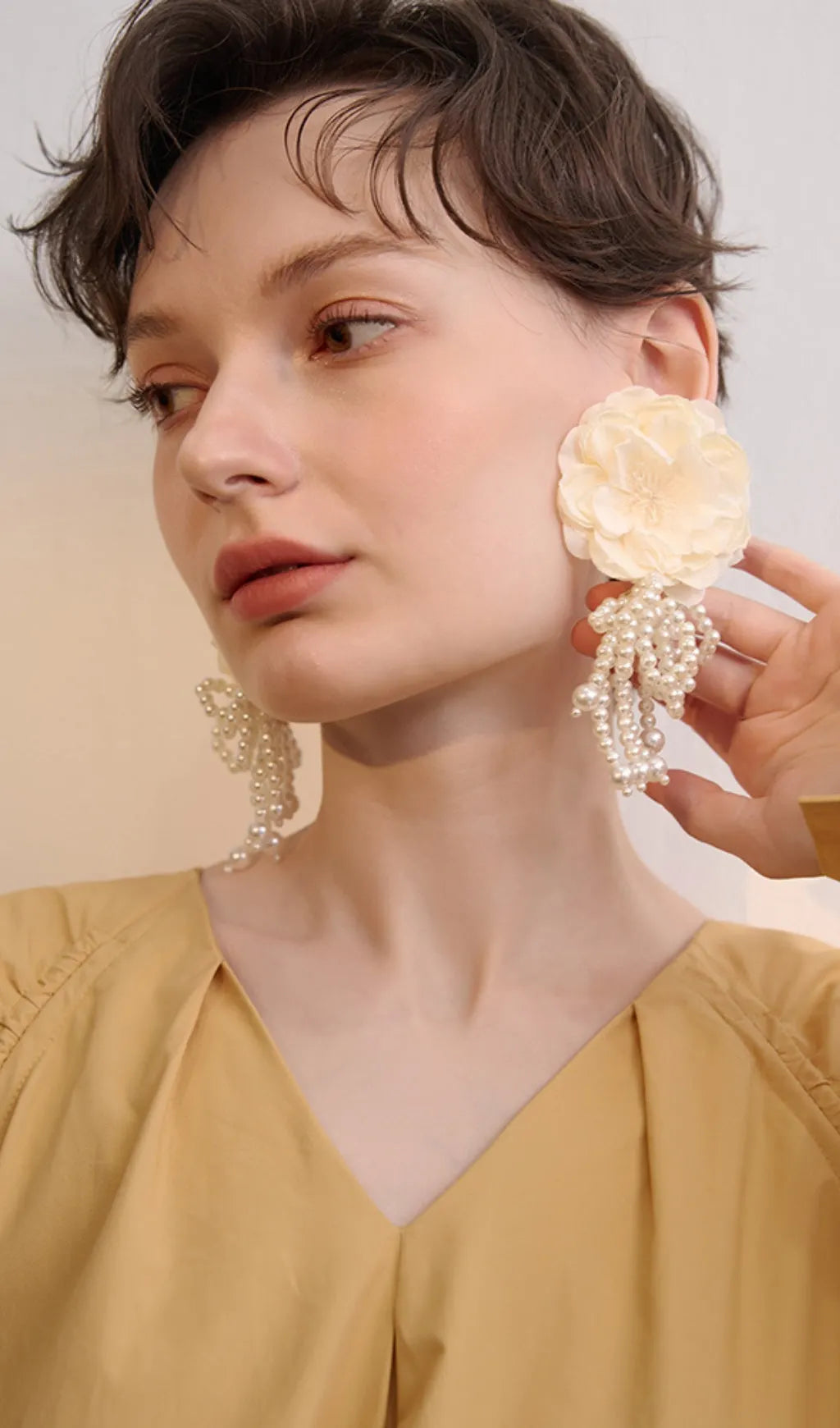 Annick Flower Petals Acrylic Earrings Flowering Girl