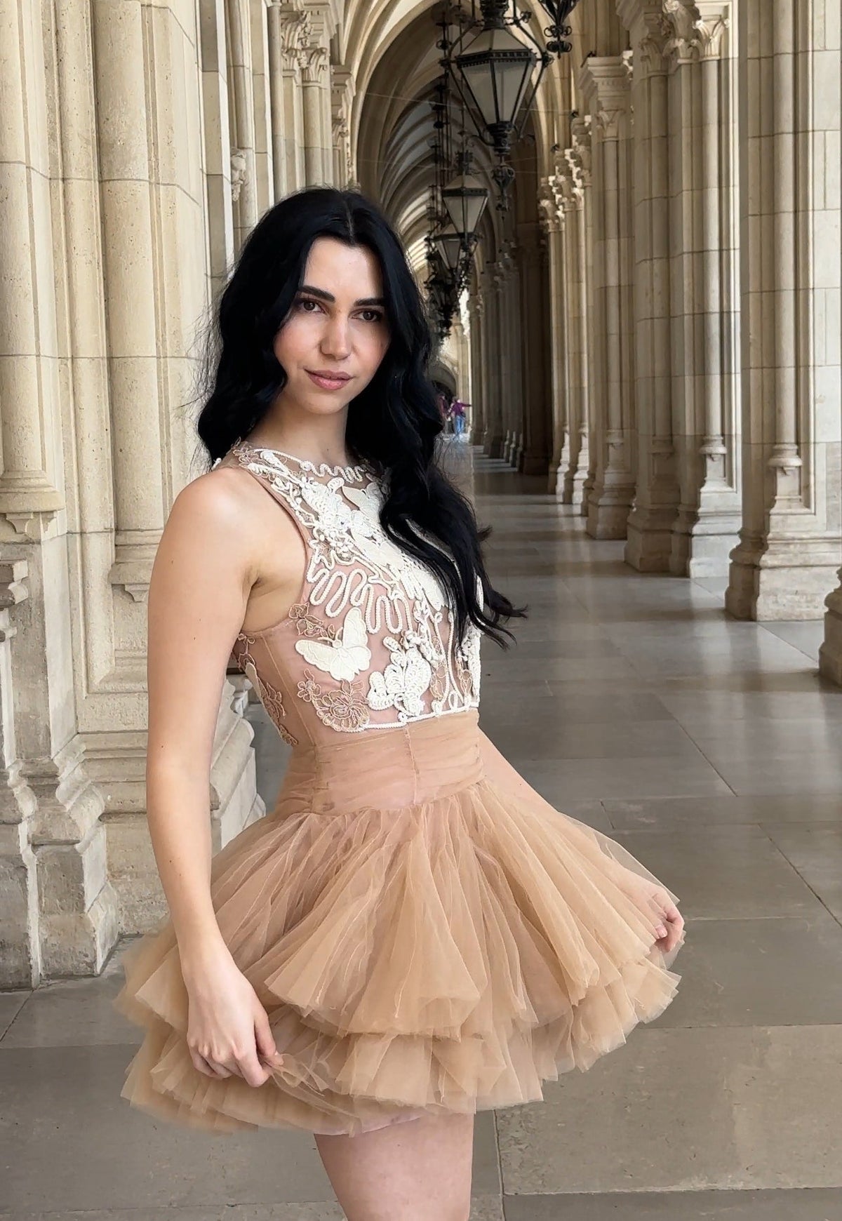 Ballerina | Beige Tulle Mini Dress With 3D Applique Flowering Girl