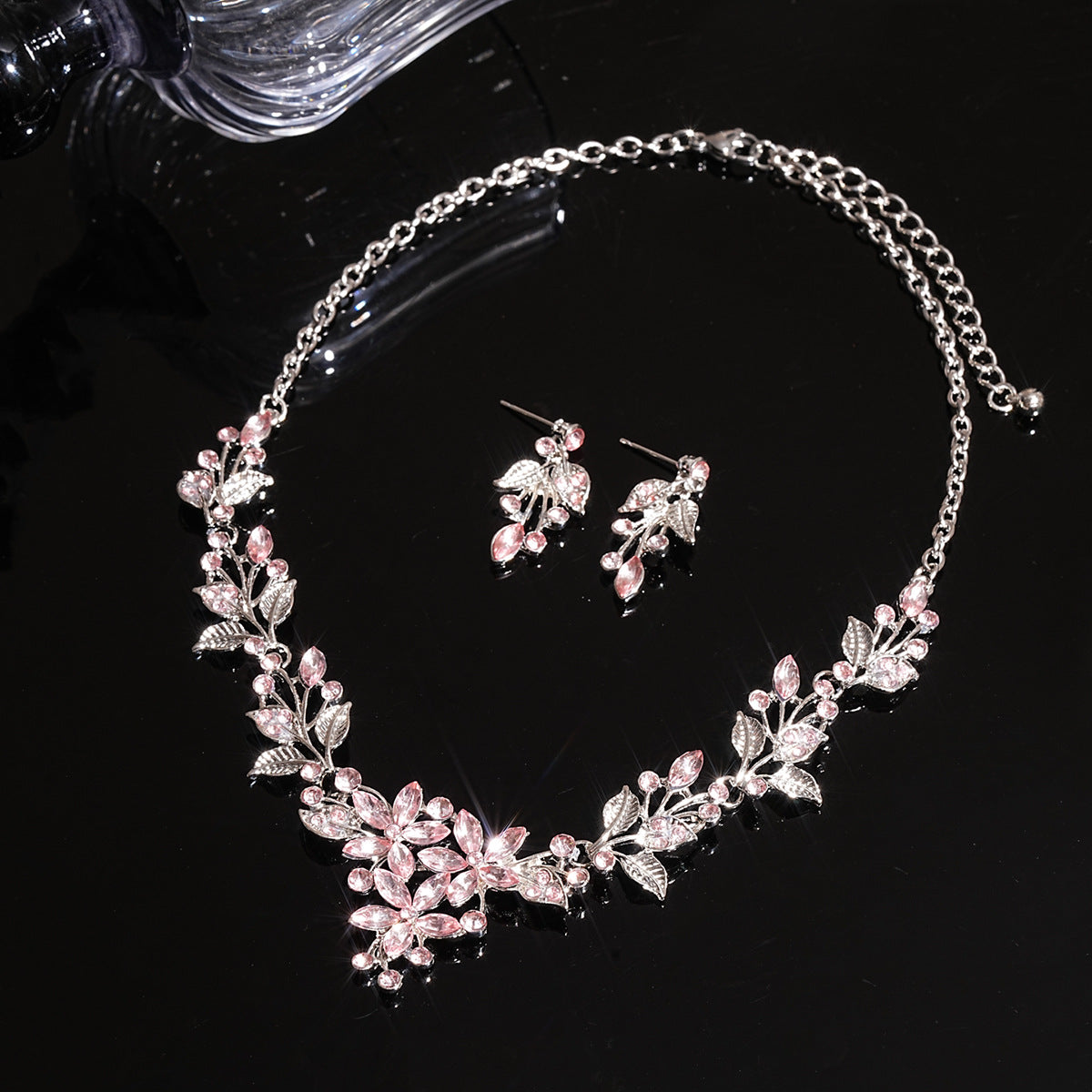 Juelz Flower Leaf Necklace & Earrings Flowering Girl