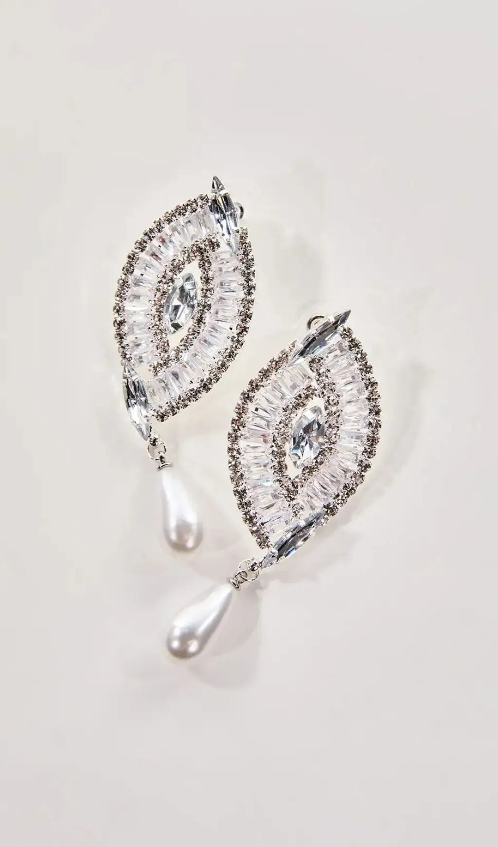Oaelix Rhinestone Pearl Earrings Flowering Girl
