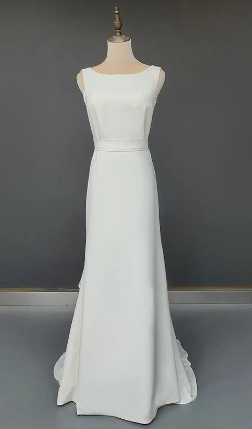 Laminated Ruffle Sleeveless Dress In White Flowering Girl