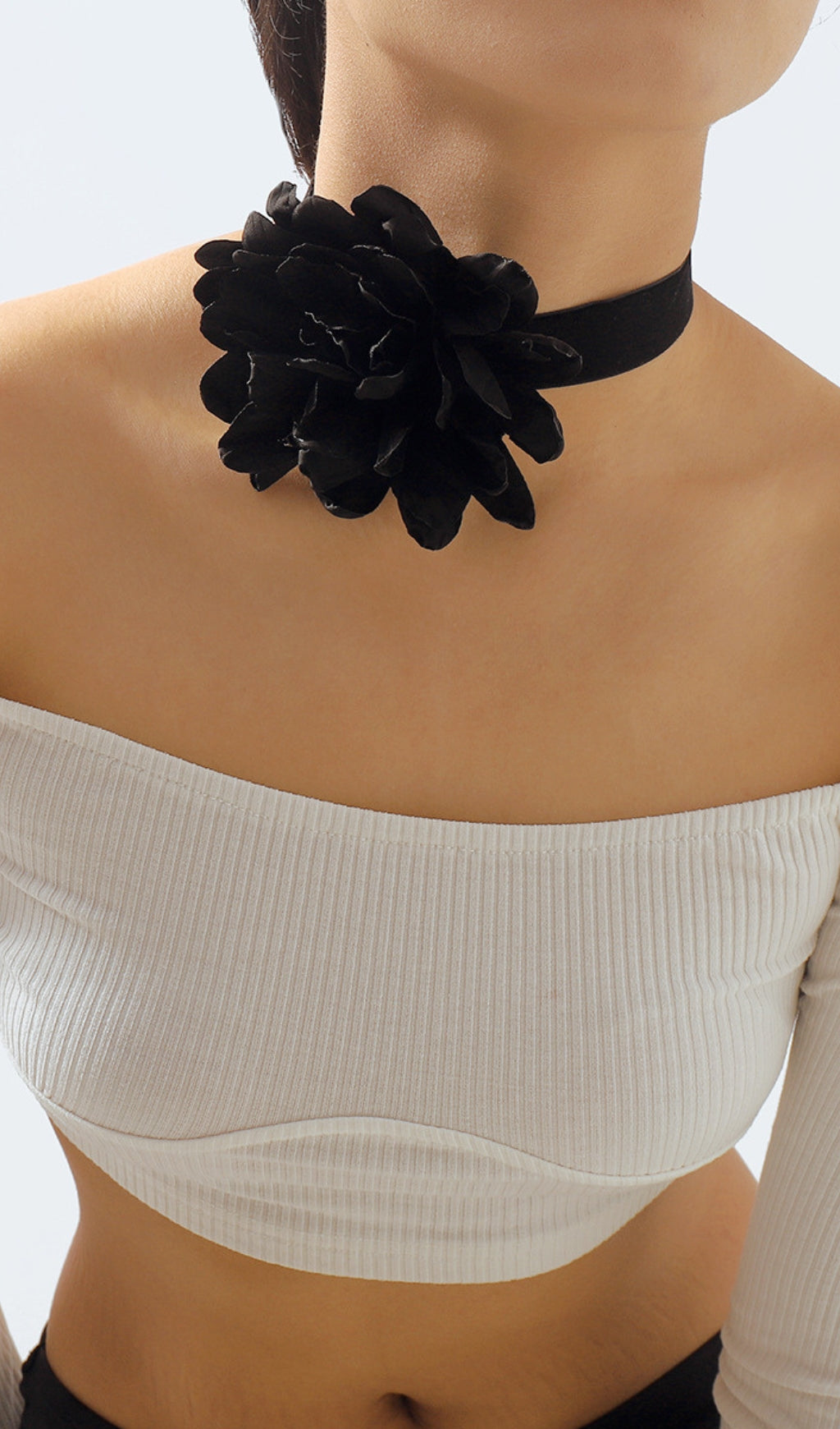 Floral Collarbone Choker Flowering Girl