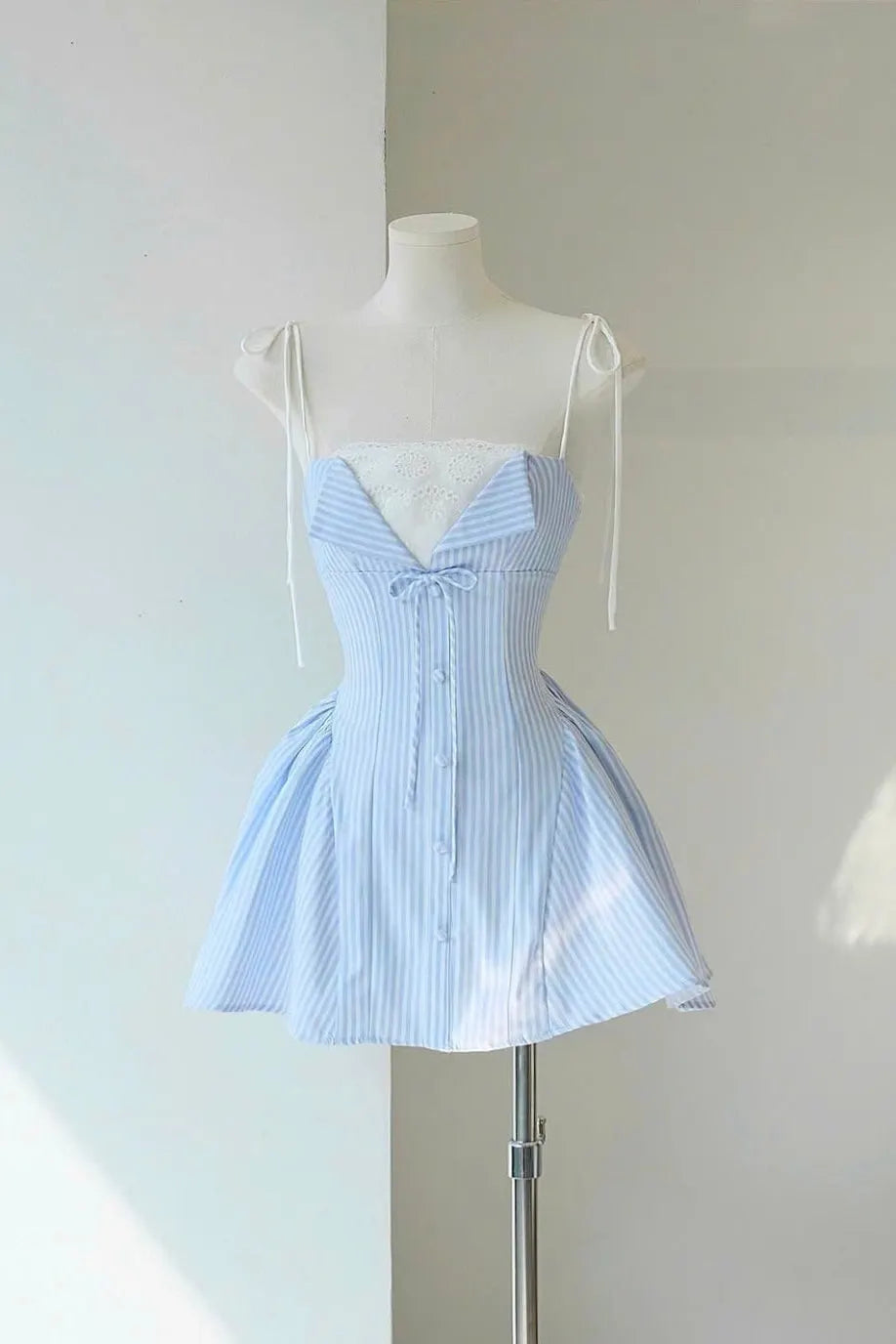 Nerina Mini Dress Flowering Girl