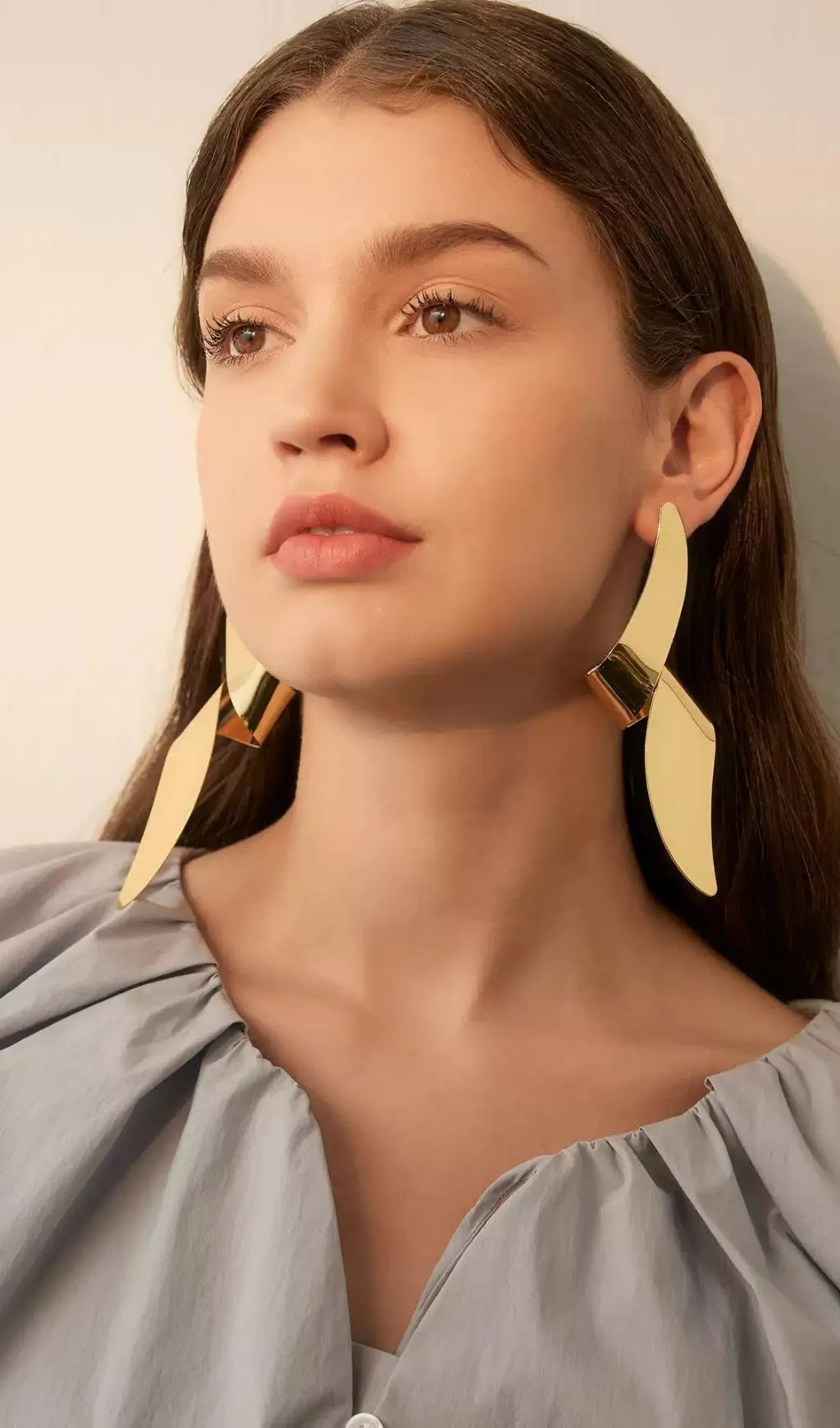 Lejane Gold Earrings Flowering Girl