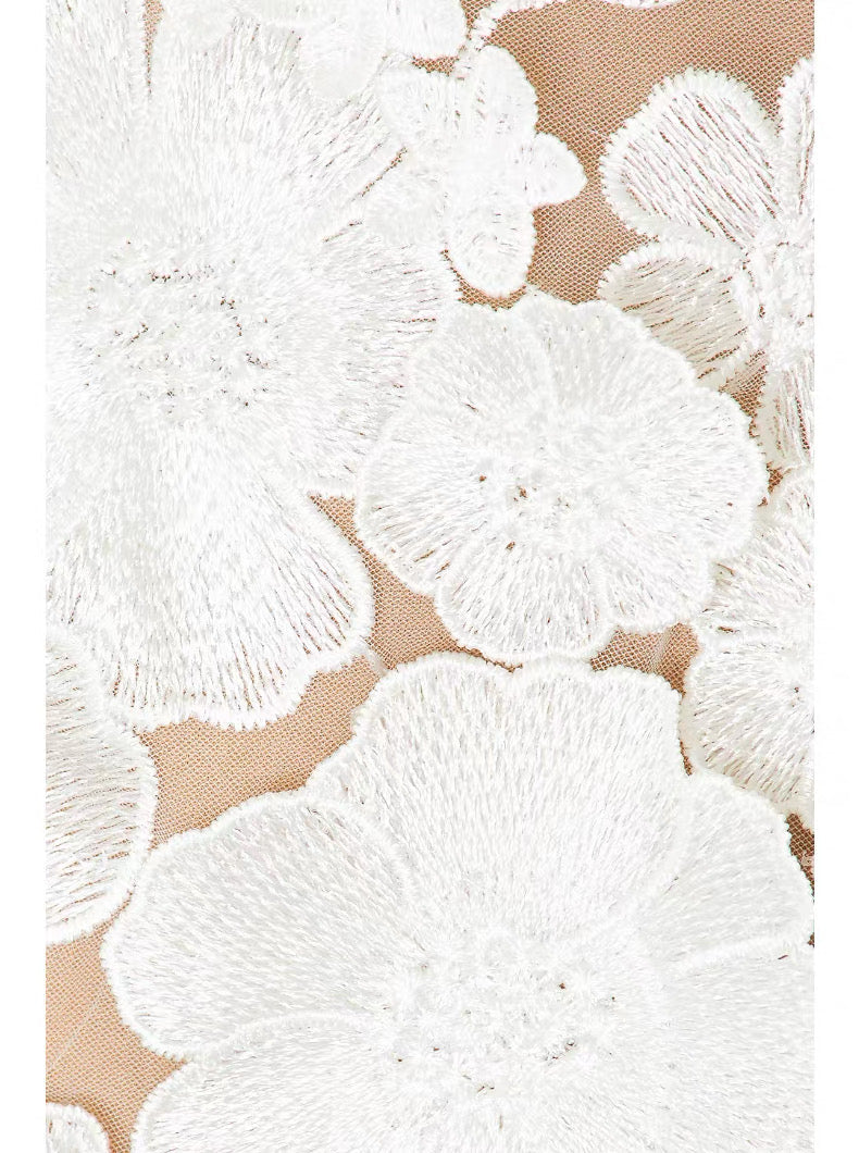 Shannon 3D Floral Midi Dress In White Flowering Girl