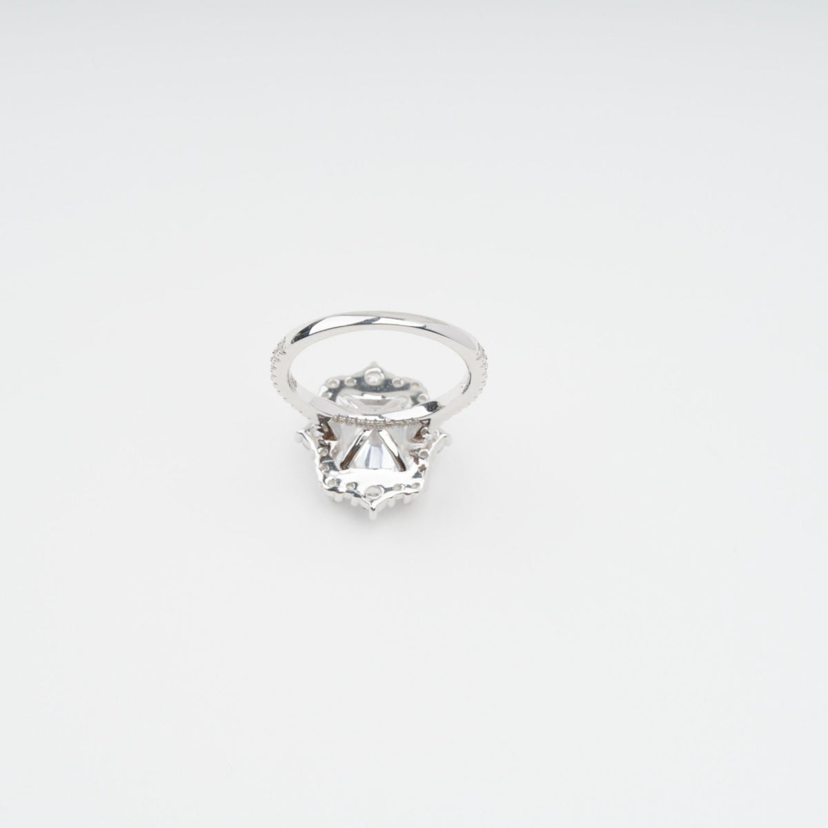 Émilienne Sterling Silver Rectangular Zircon Gemstone Ring Flowering Girl