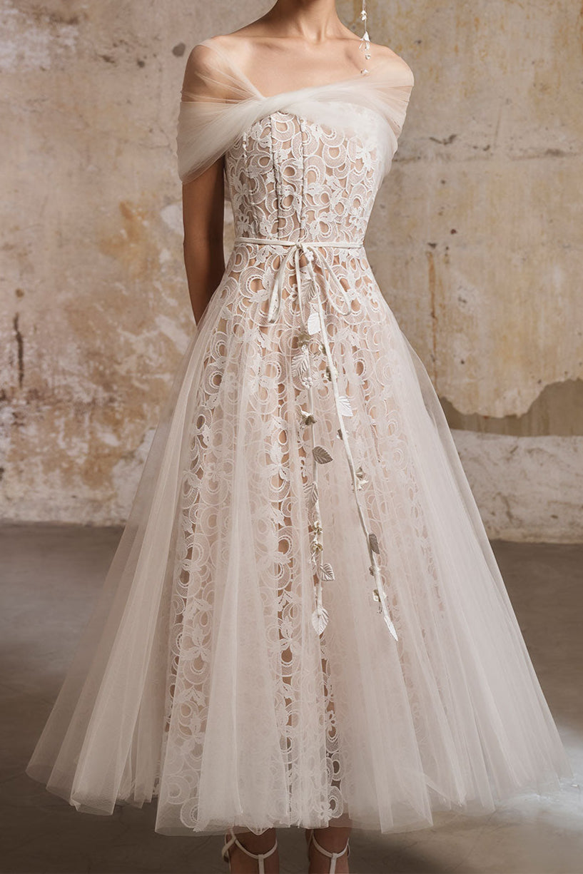 Miua Gored Gathered Lace Midi Dress In White Flowering Girl