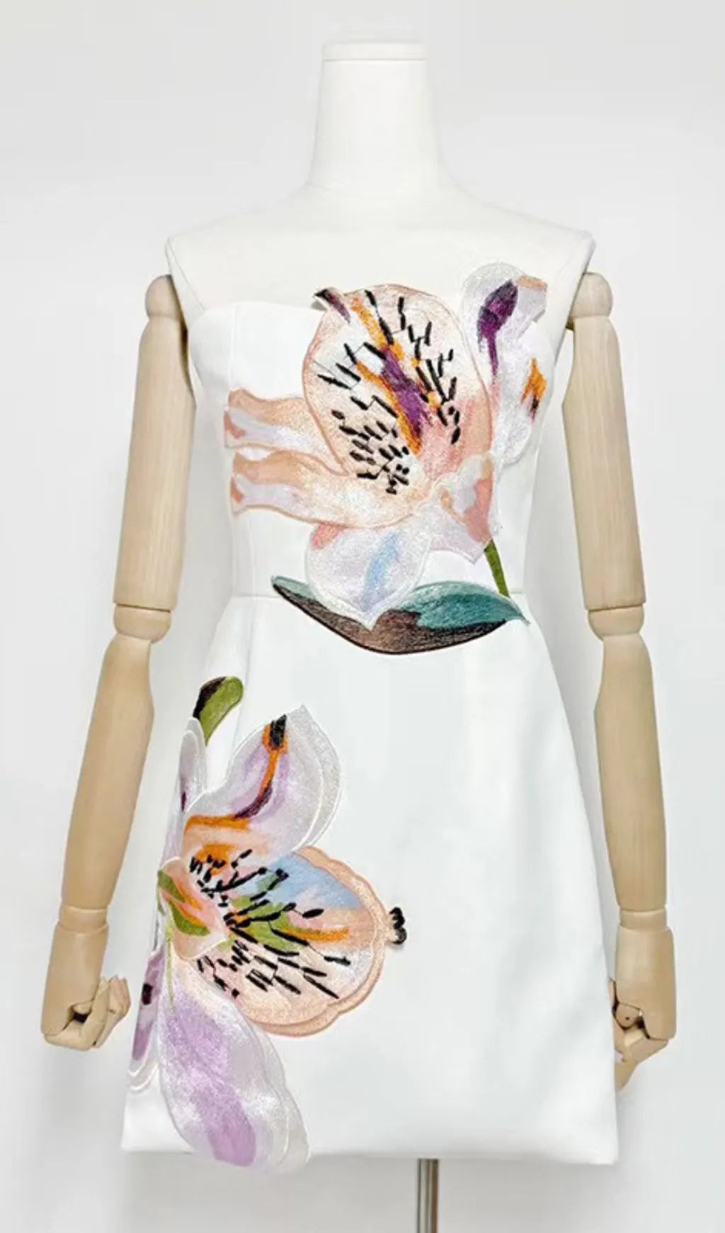Huy White Strapless Flower Mini Dress Flowering Girl