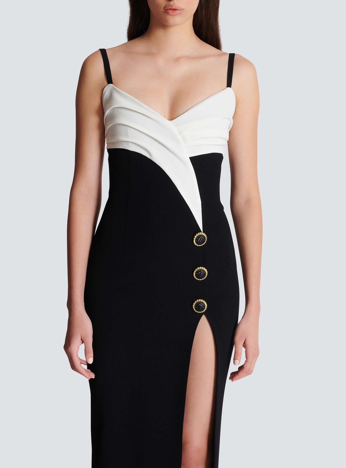 Two-tone crepe maxi dress with leg slit Flowering Girl