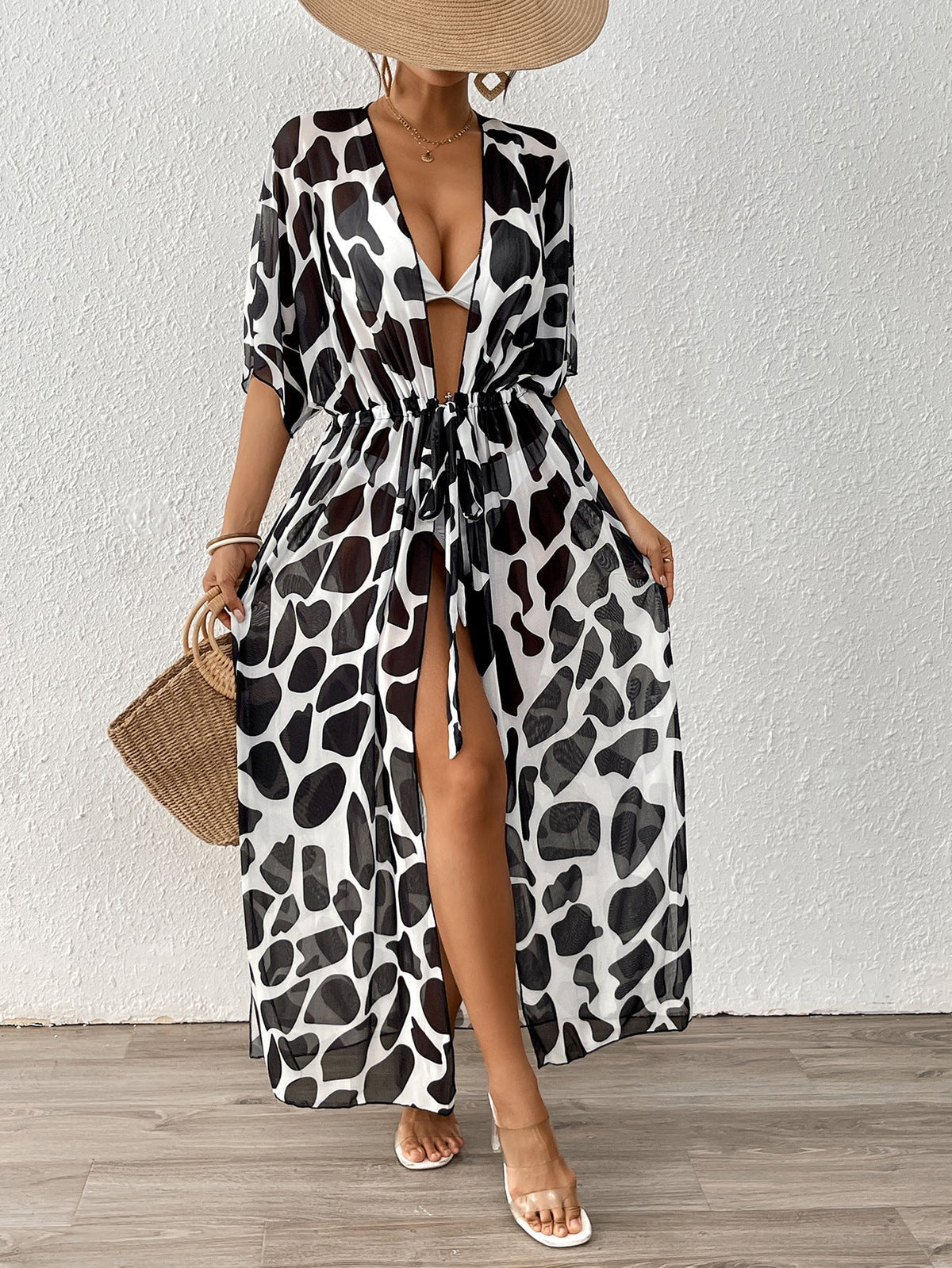 Belinda Bikini Cover-Up Cardigan Beach Loose Style——Black And White Flowering Girl