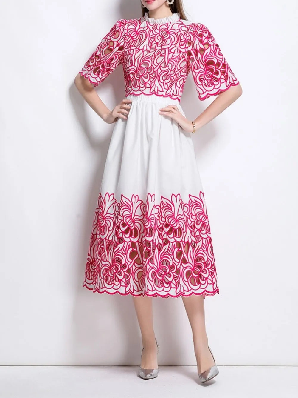Mahira Rose Red Flower Embroidery Two-Piece Set Flowering Girl