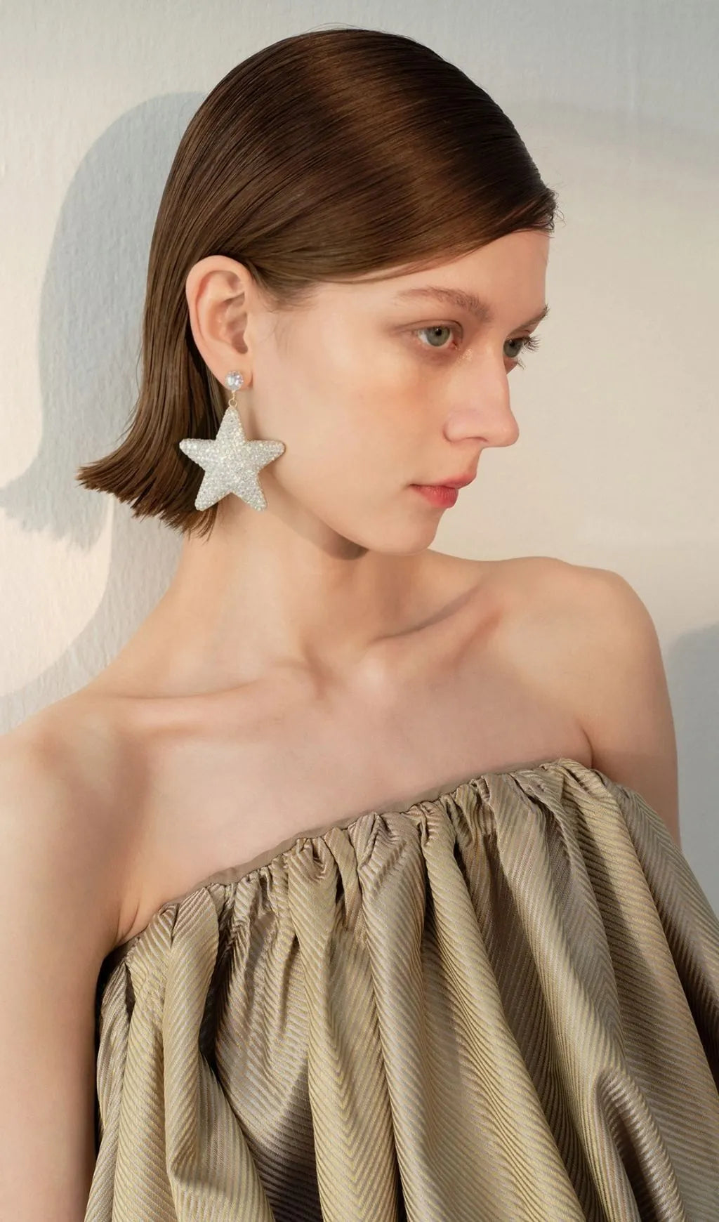 Leisha Diamante Star Earrings Flowering Girl