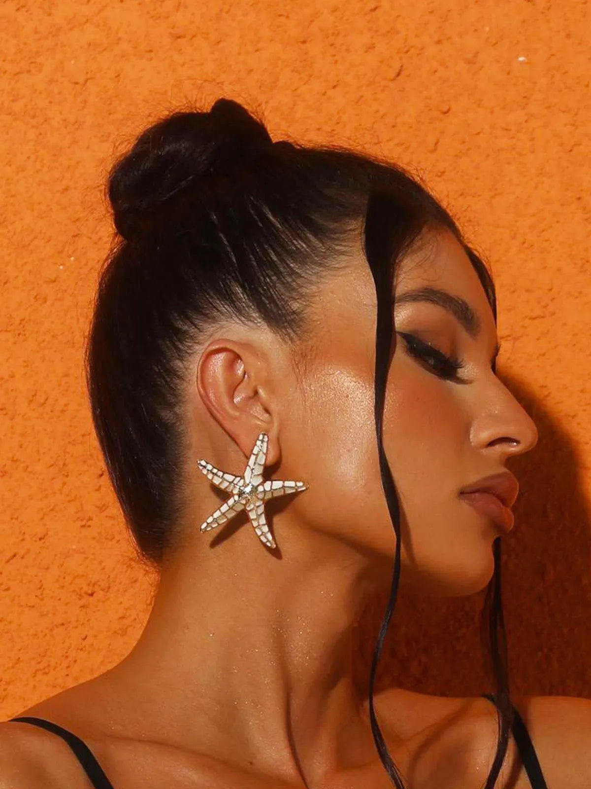 Shepherd Starfish Earrings In Beige Flowering Girl