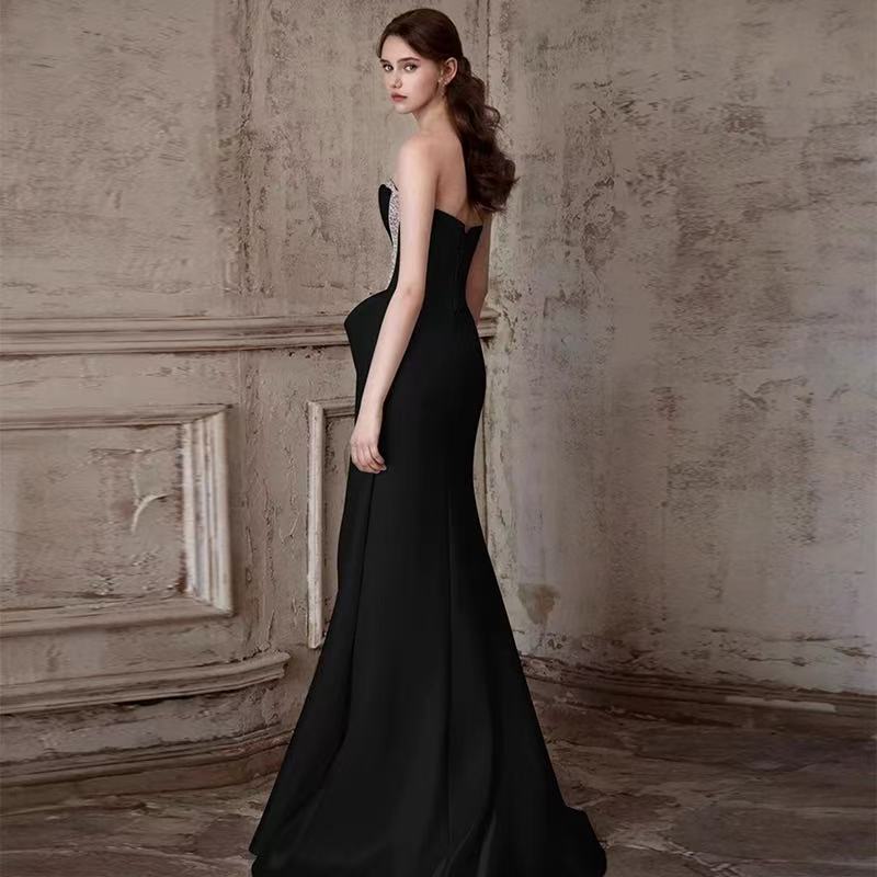 Mermaid Ruched Strapless Beading Black Prom Dress Flowering Girl