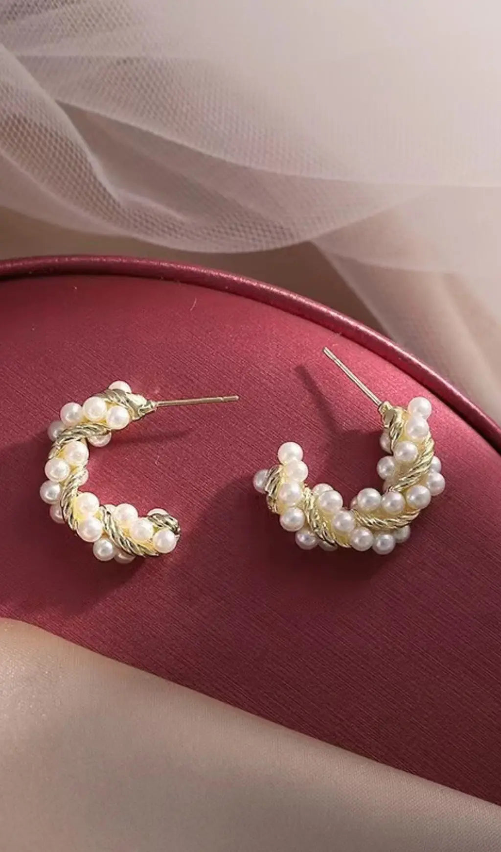 Light Luxury C-Shaped Pearl Earrings Flowering Girl