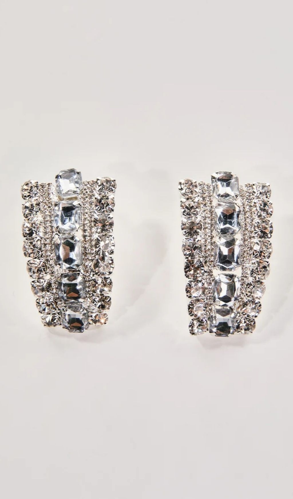 Oaelvira Rhinestone Quadrangle Earrings Flowering Girl