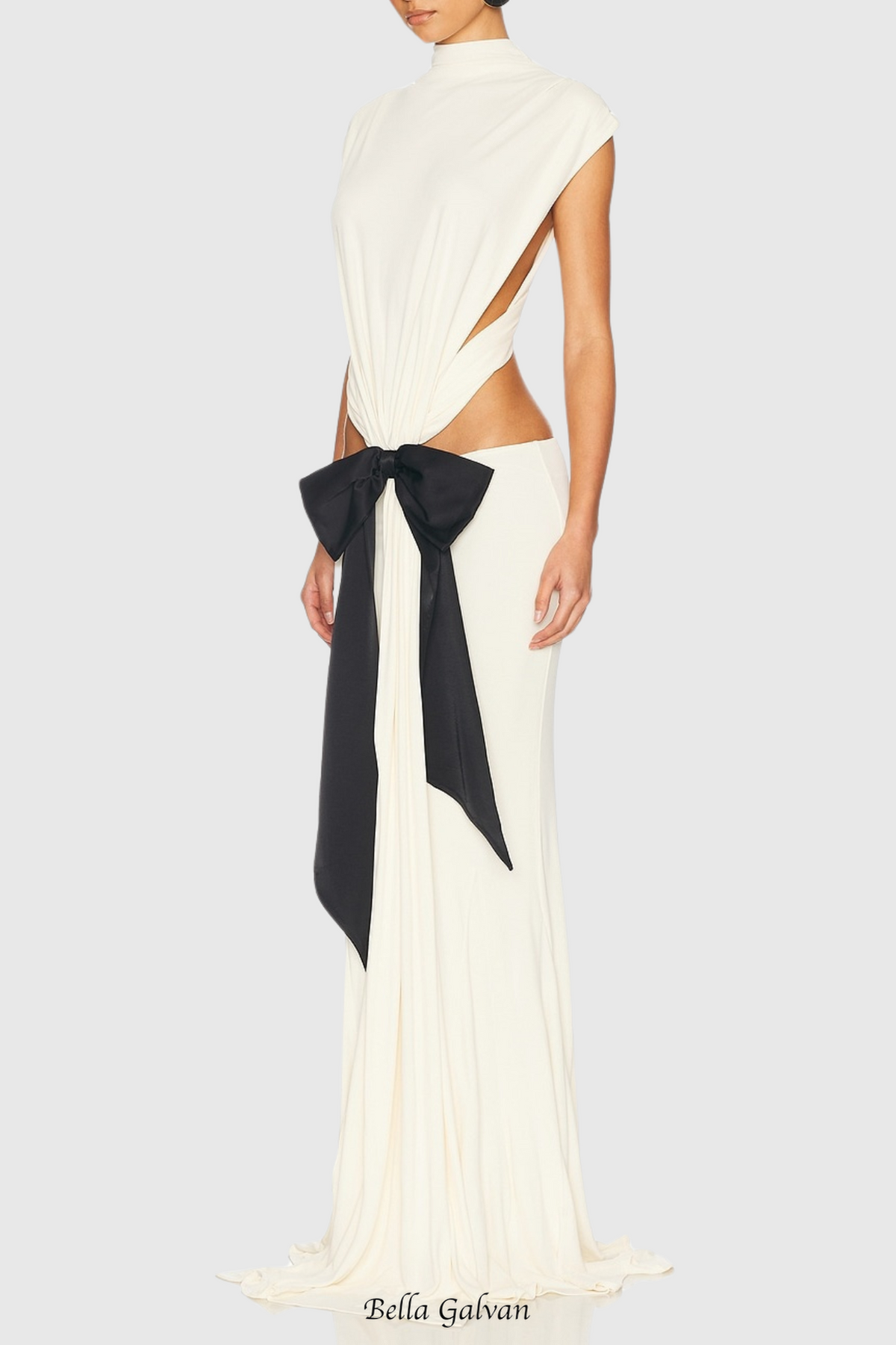 bernice Bow Patch Cut Backless Maxi Dress in white Flowering Girl