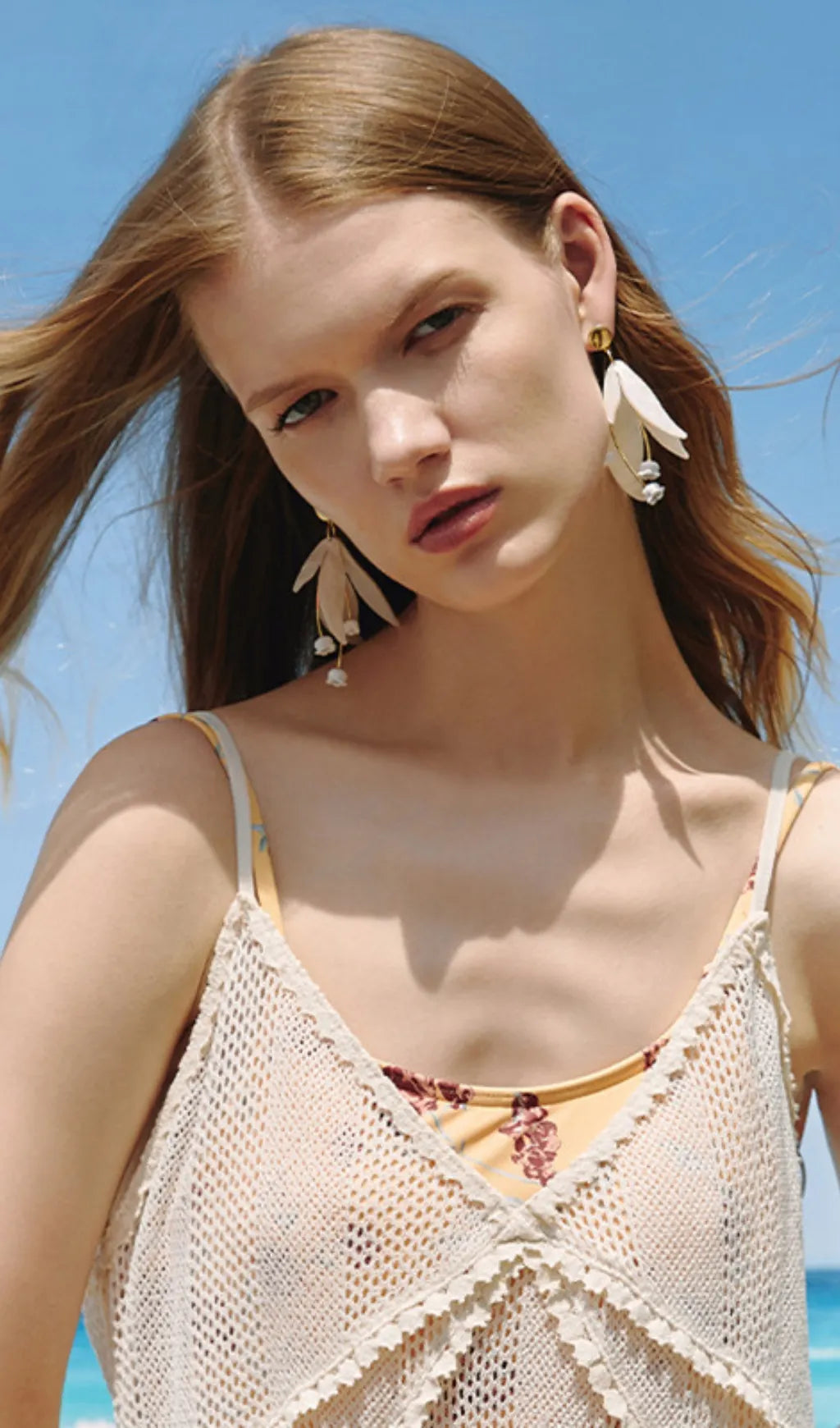 Corazon White Flower Earrings Flowering Girl