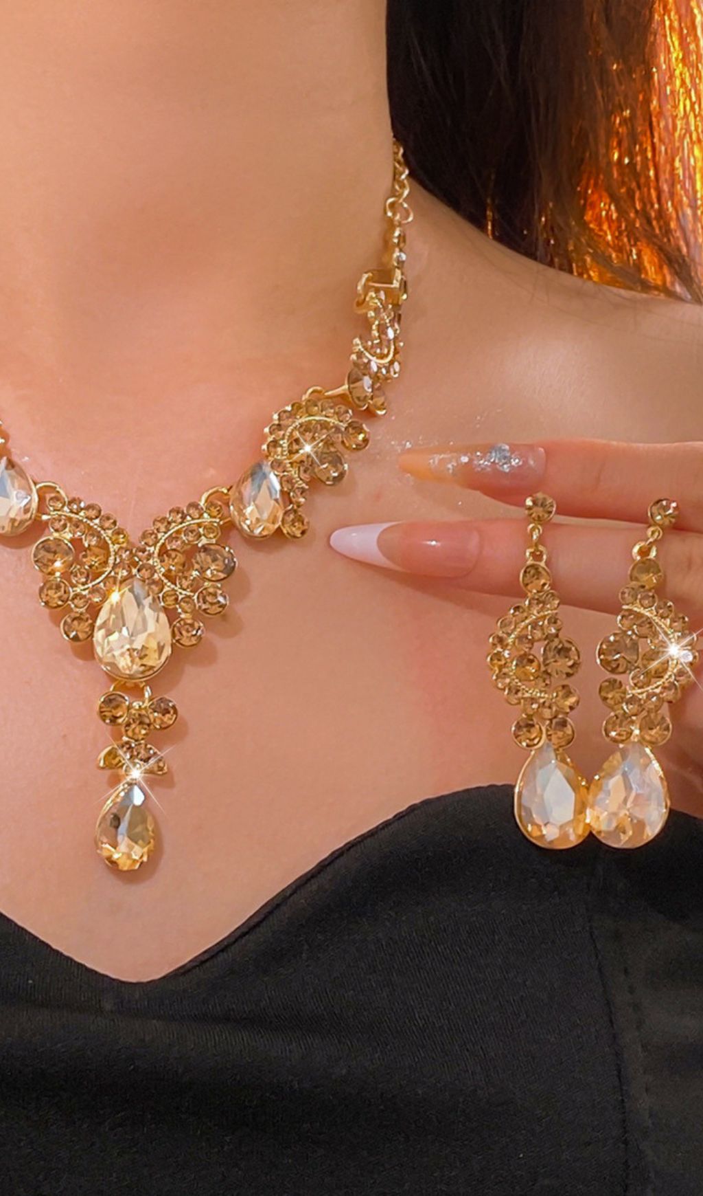 Kahlen Champagne Diamante Earrings & Necklace Flowering Girl