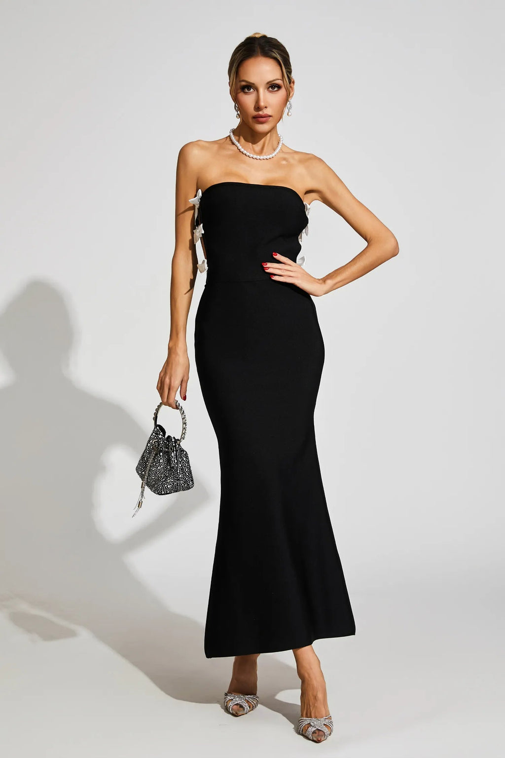 Jocelyn Bowknot-Side Bandage Strapless Maxi Dress In Black Flowering Girl