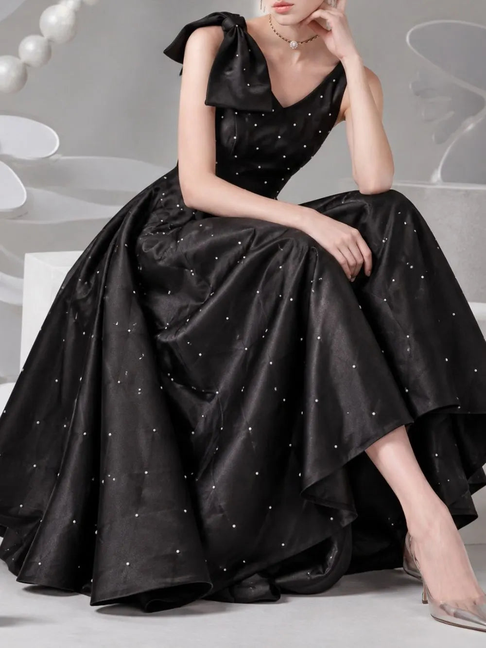 Miyuki Bow V-Neck Midi Dress Flowering Girl