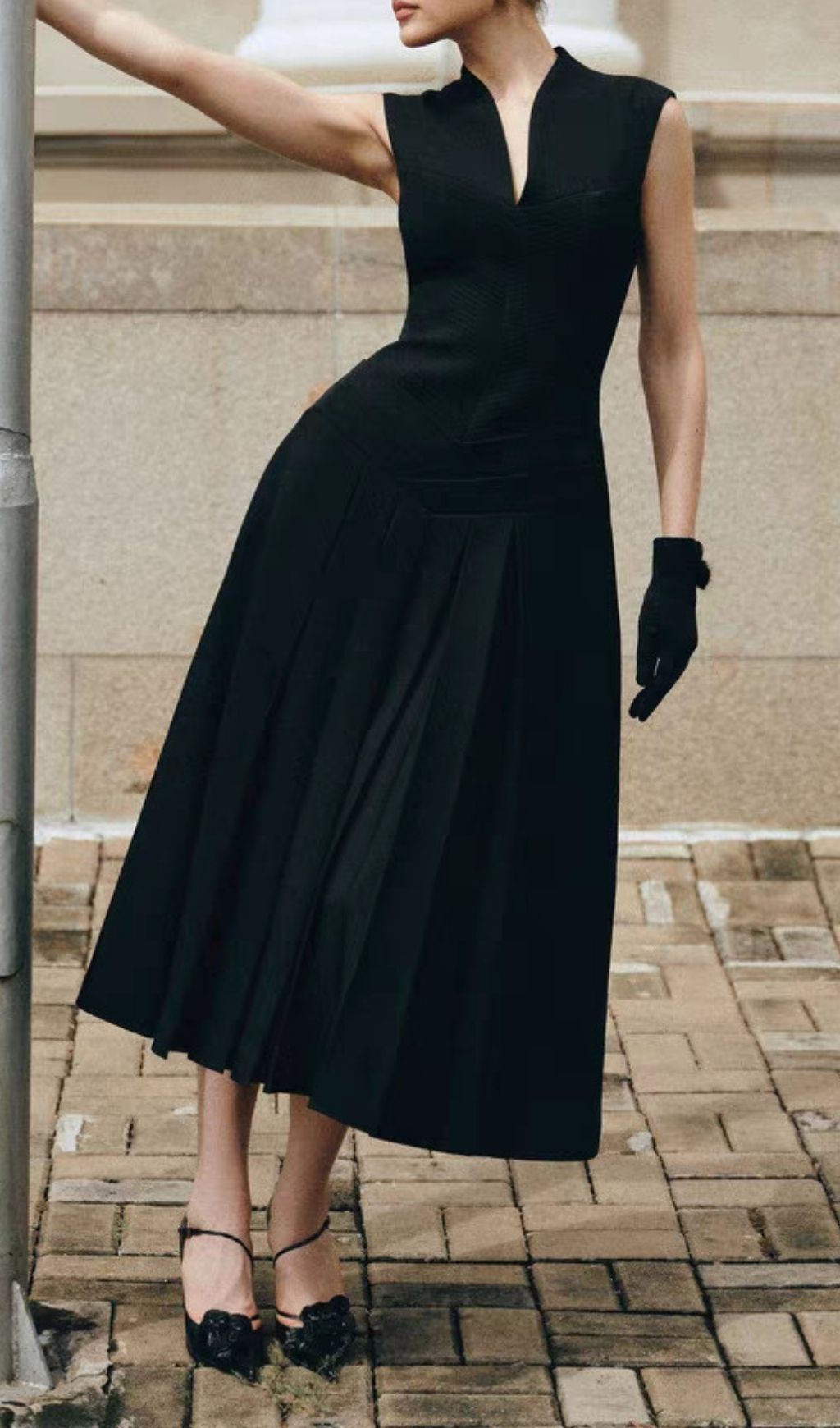 Kelsie Black V-Neck Sleeveless Midi Dress Flowering Girl