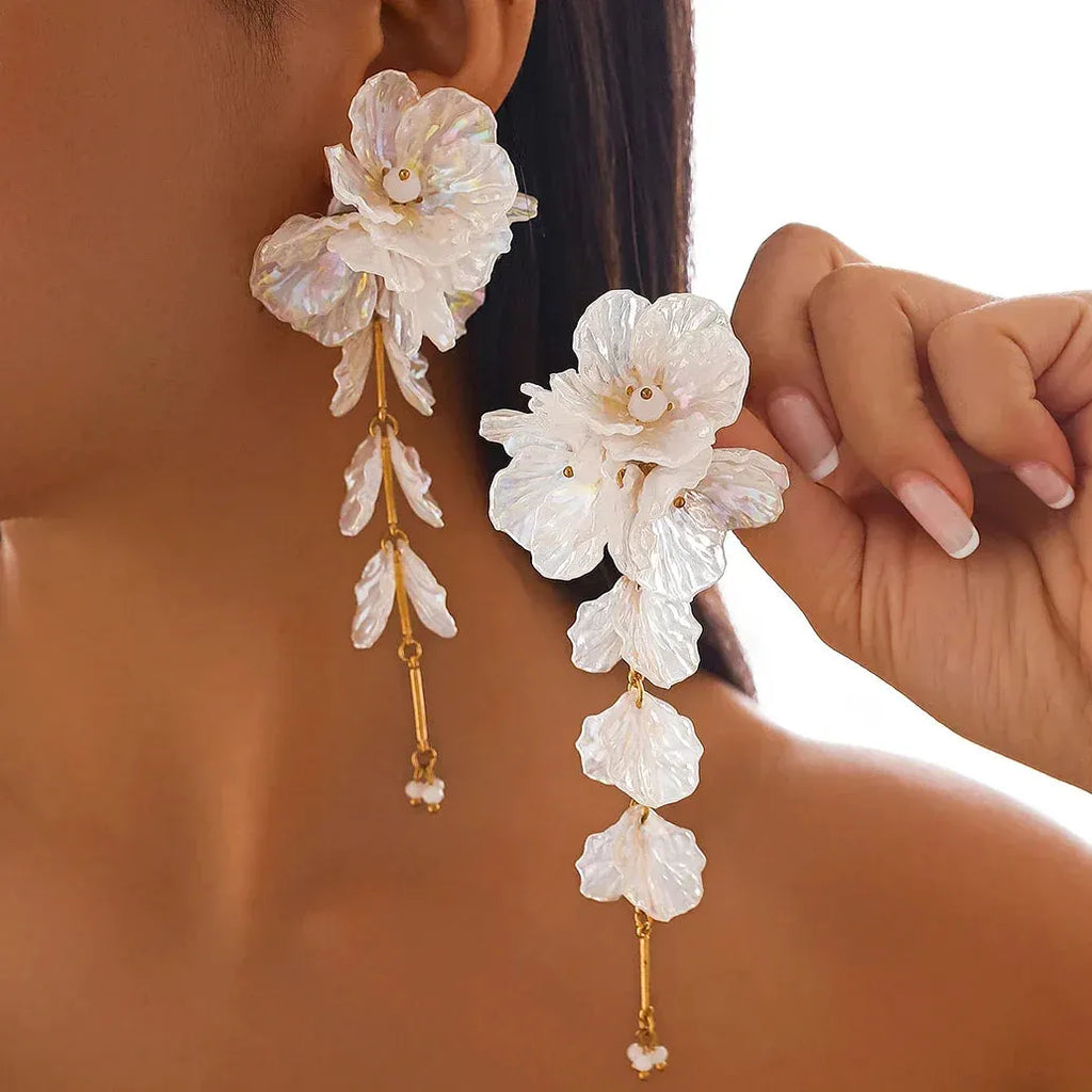 Sanai Earrings Flowering Girl