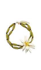 Dulce Flower Necklace Flowering Girl