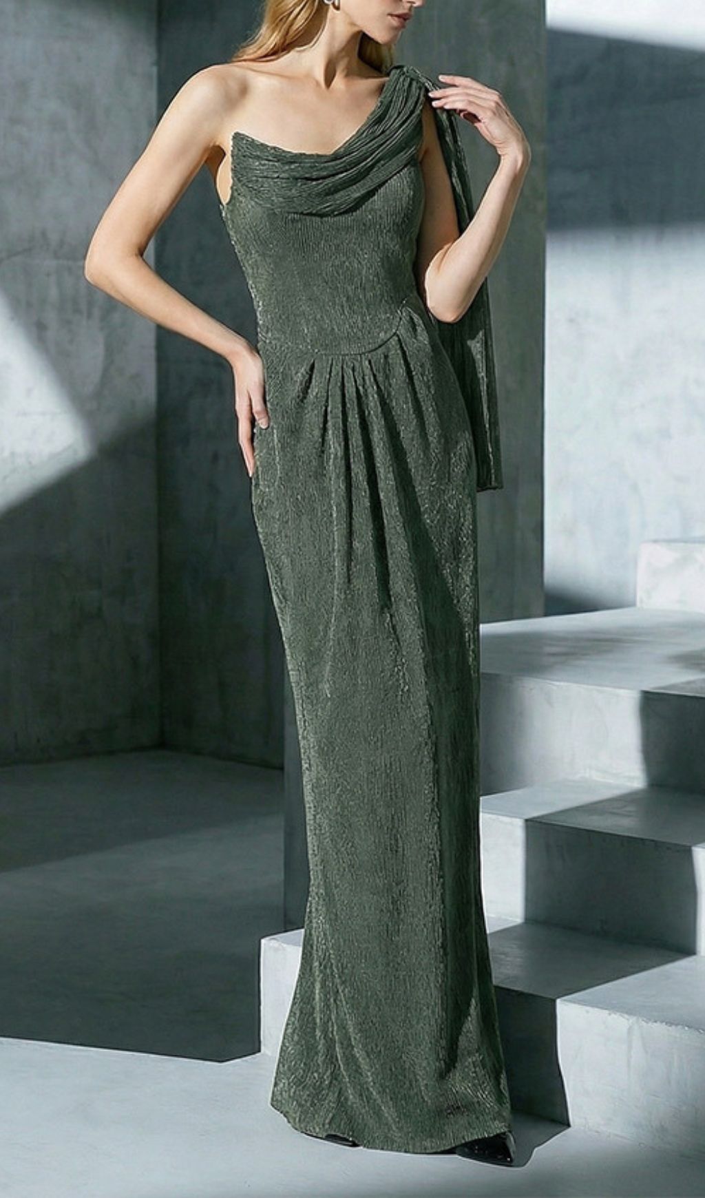 Jenae Olive One-Shoulder Maxi Dress Flowering Girl