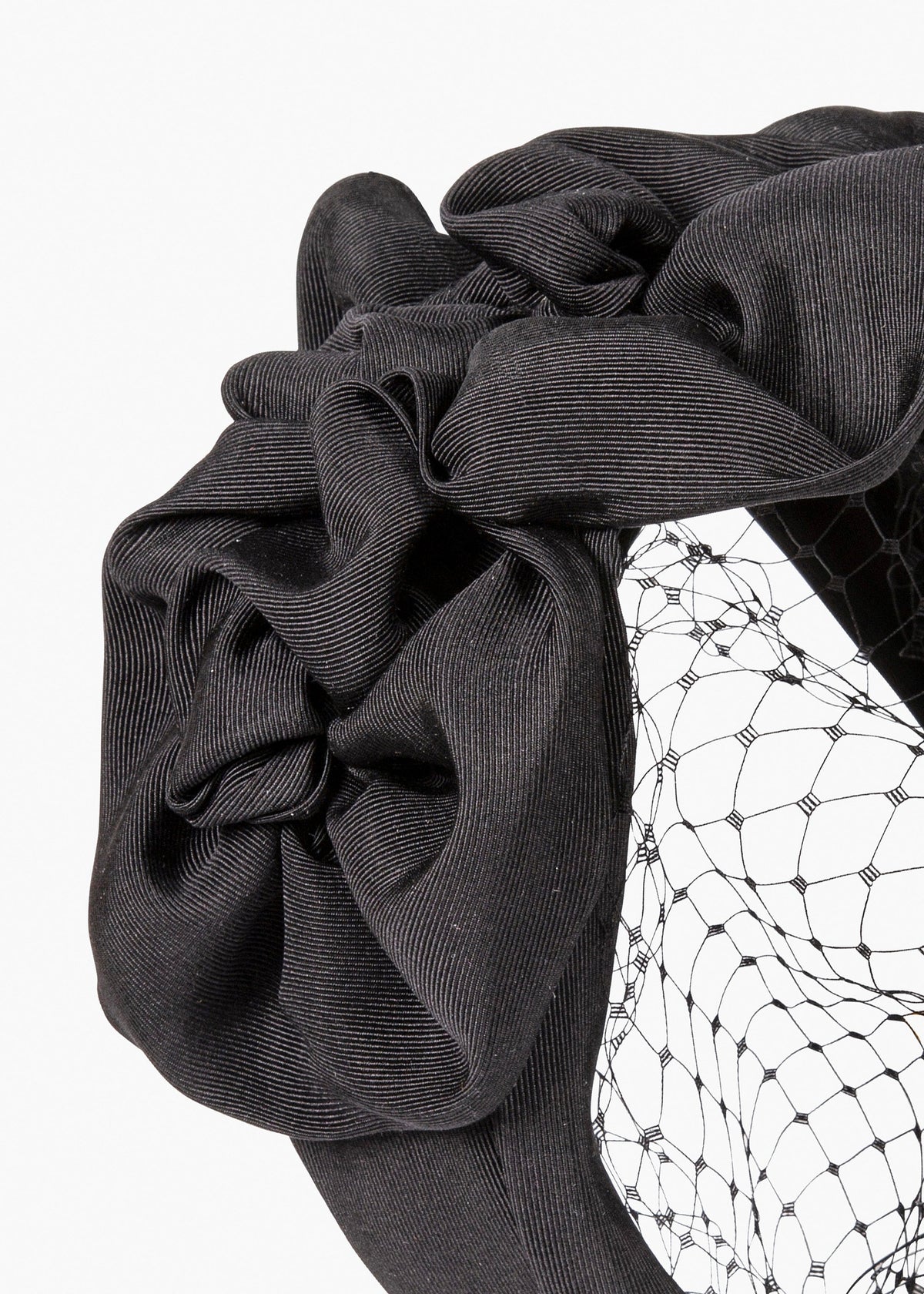 Triple Rosette With Veil In Black Flowering Girl