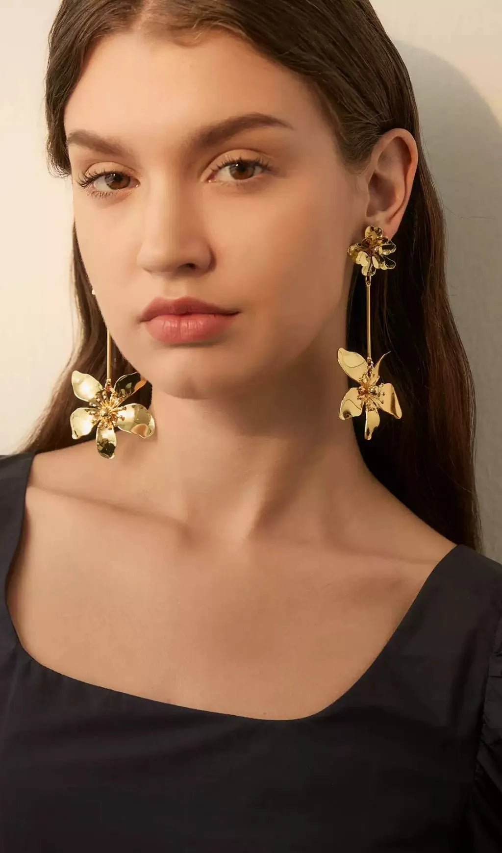 Lenci Gold Flower Earrings Flowering Girl