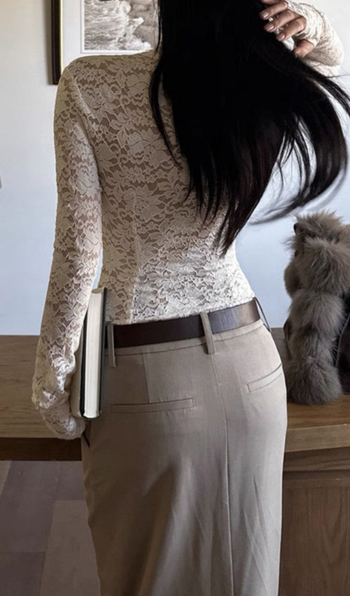 Angeni Collar Lace Top Flowering Girl