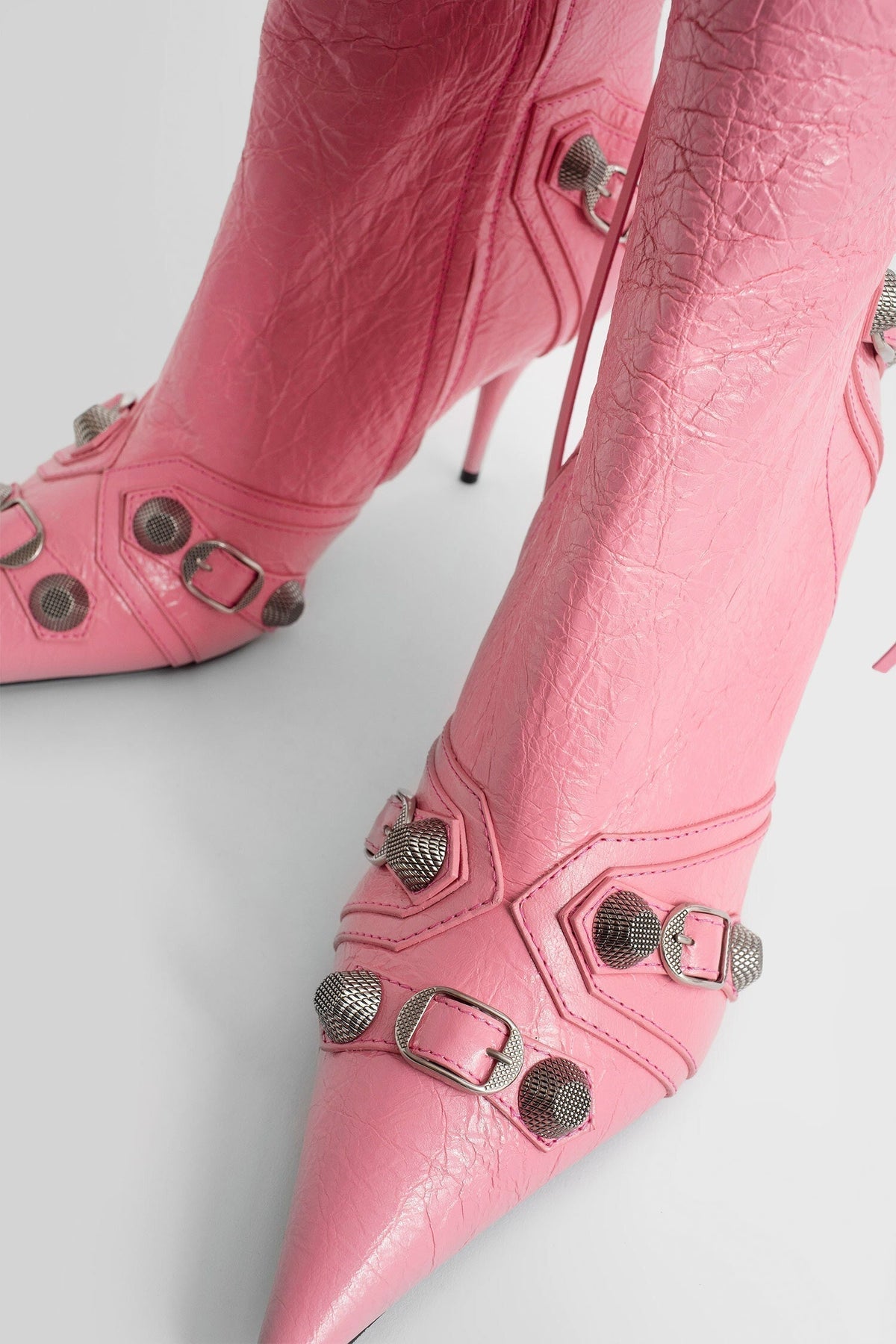 Shilia Zip Knee-high Boots - Pink Flowering Girl